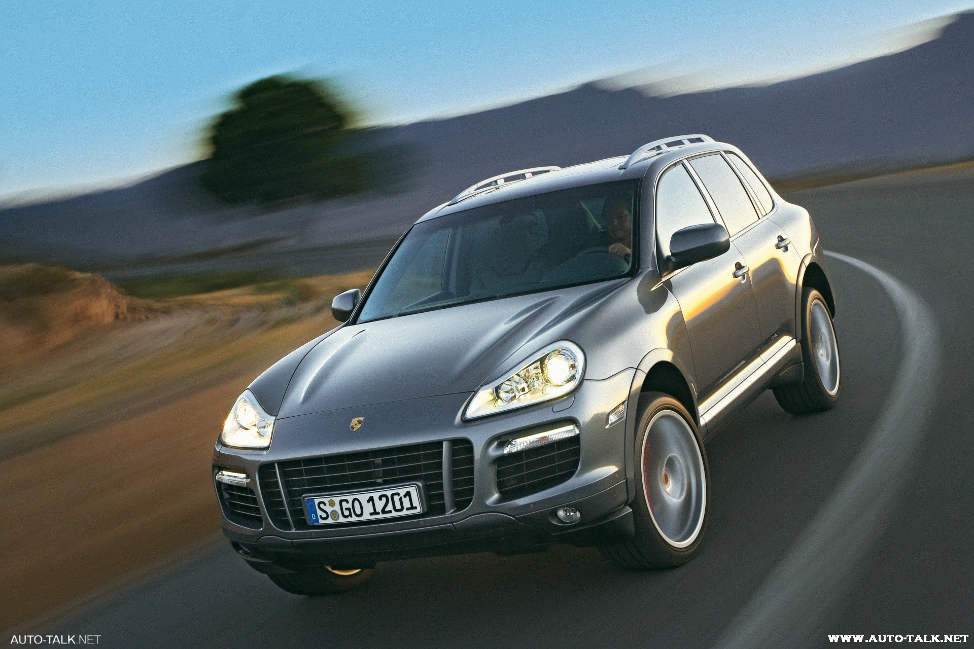 2008 Porsche Cayenne / Cayenne S / Cayenne Turbo