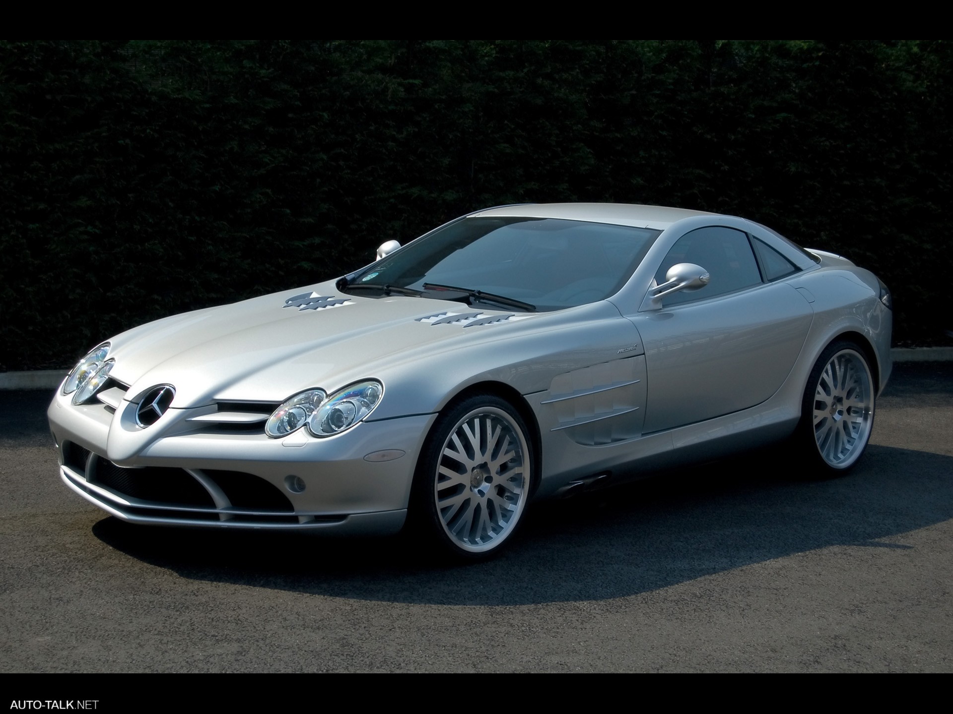 2008 Project Kahn Mercedes-Benz SLR