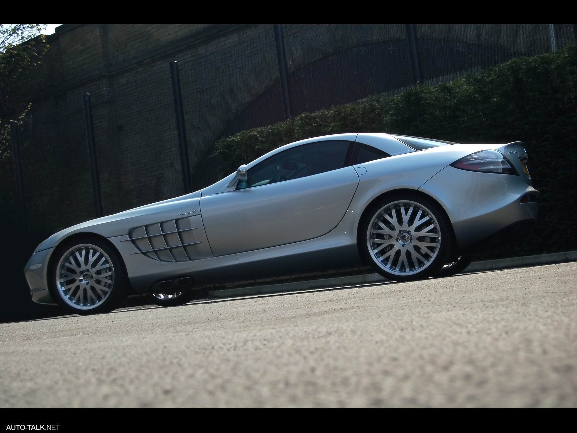 2008 Project Kahn Mercedes-Benz SLR