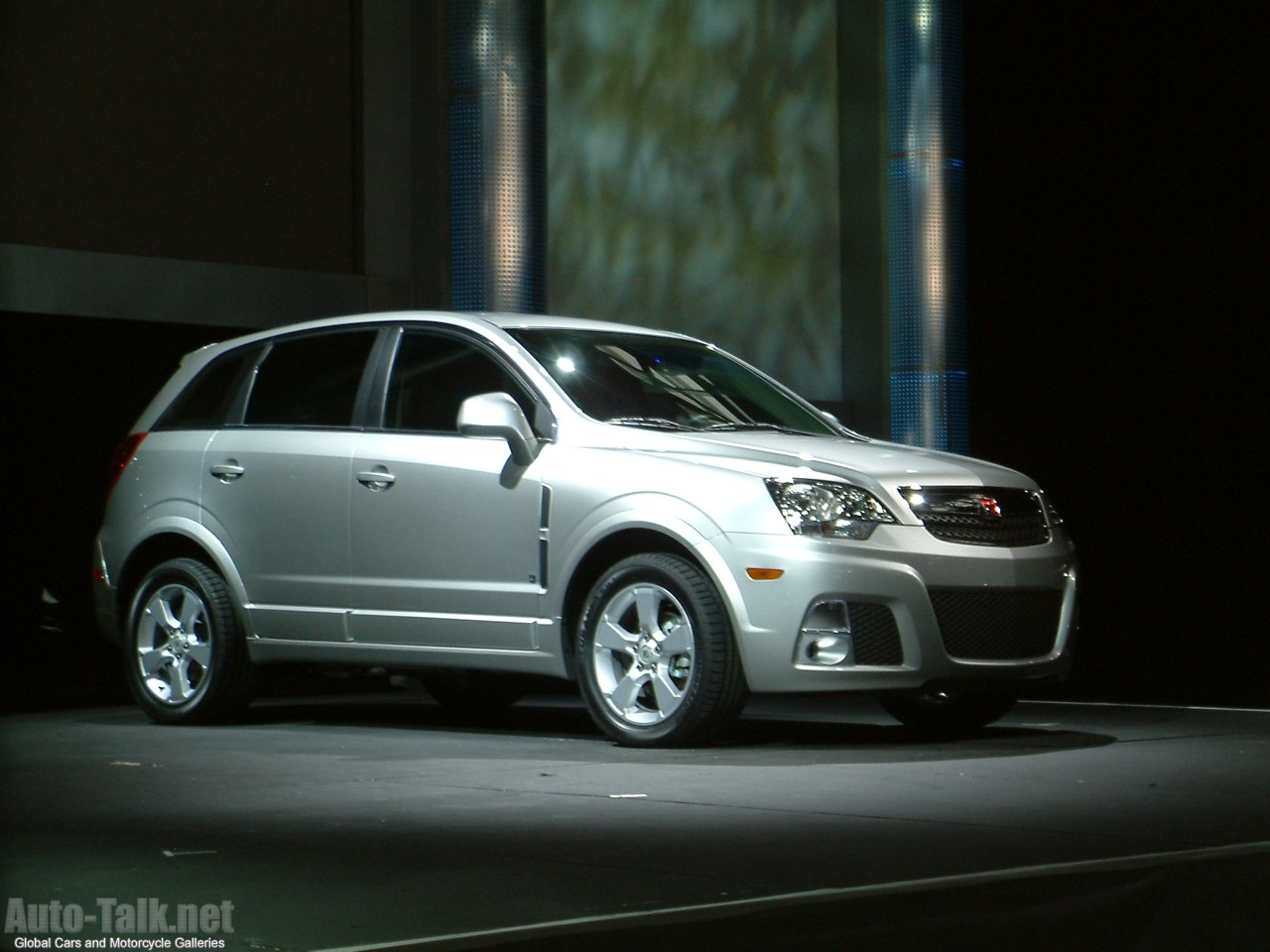 2008 Saturn VUE Red Line at Chicago Auto Show