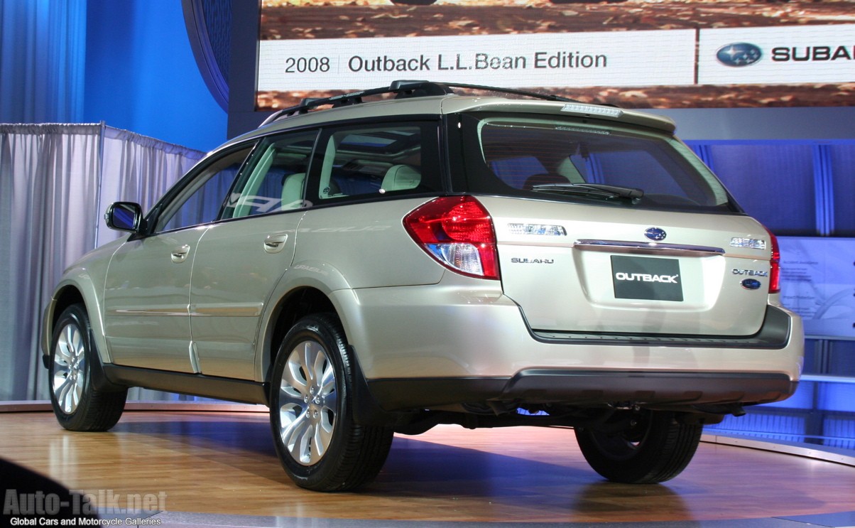 2008 Subaru Legacy and Outback - Detroit Auto Show