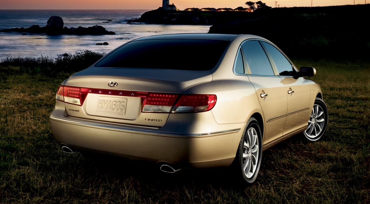 2008_Hyundai_Azera_22