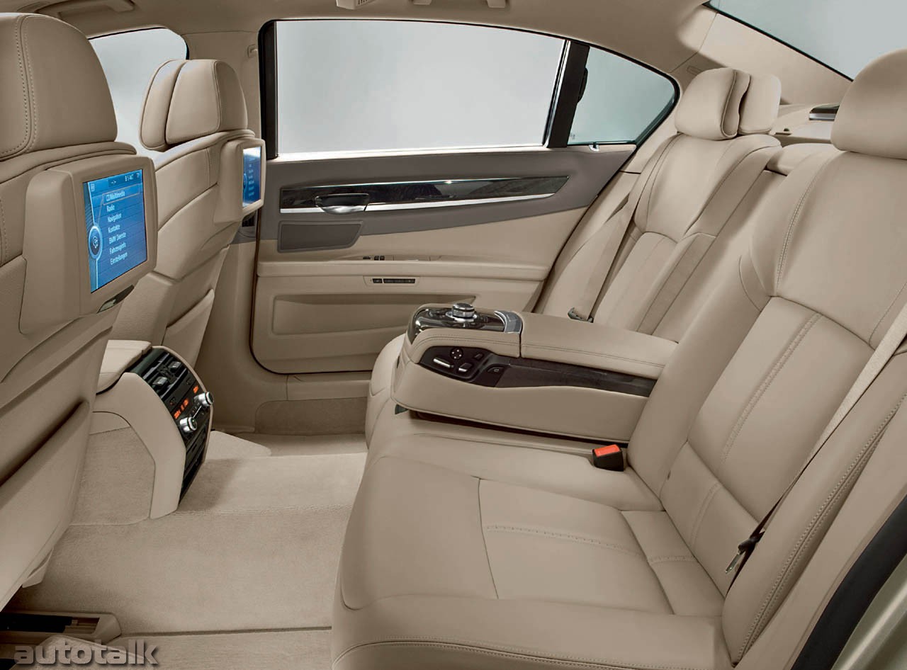 2009 BMW 7 Series