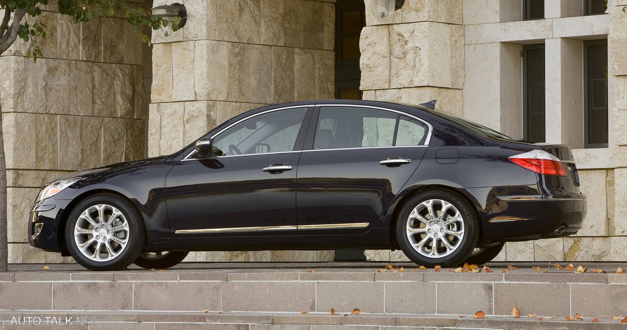 2009 Hyundai Genesis Sedan