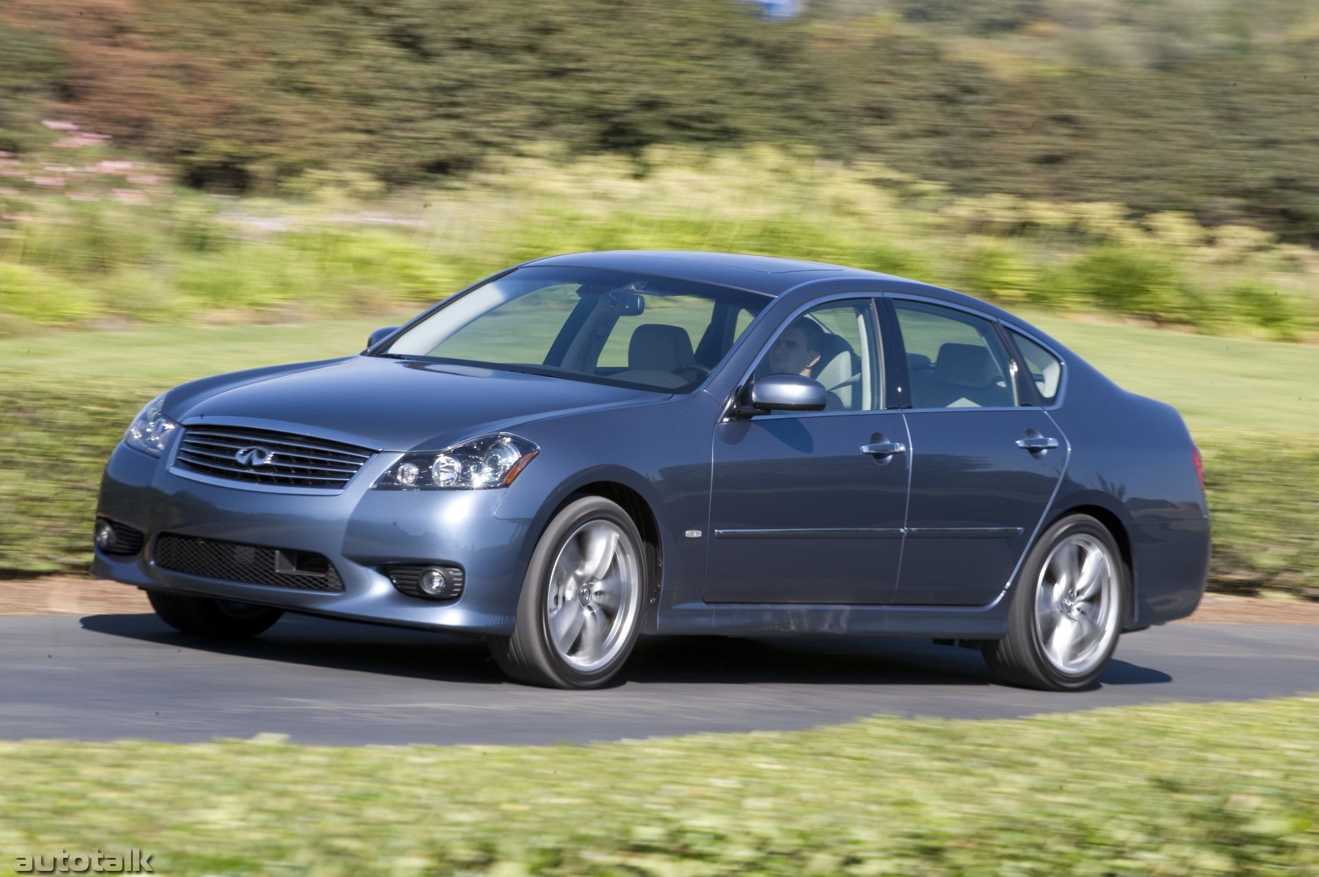 2009 Infiniti M