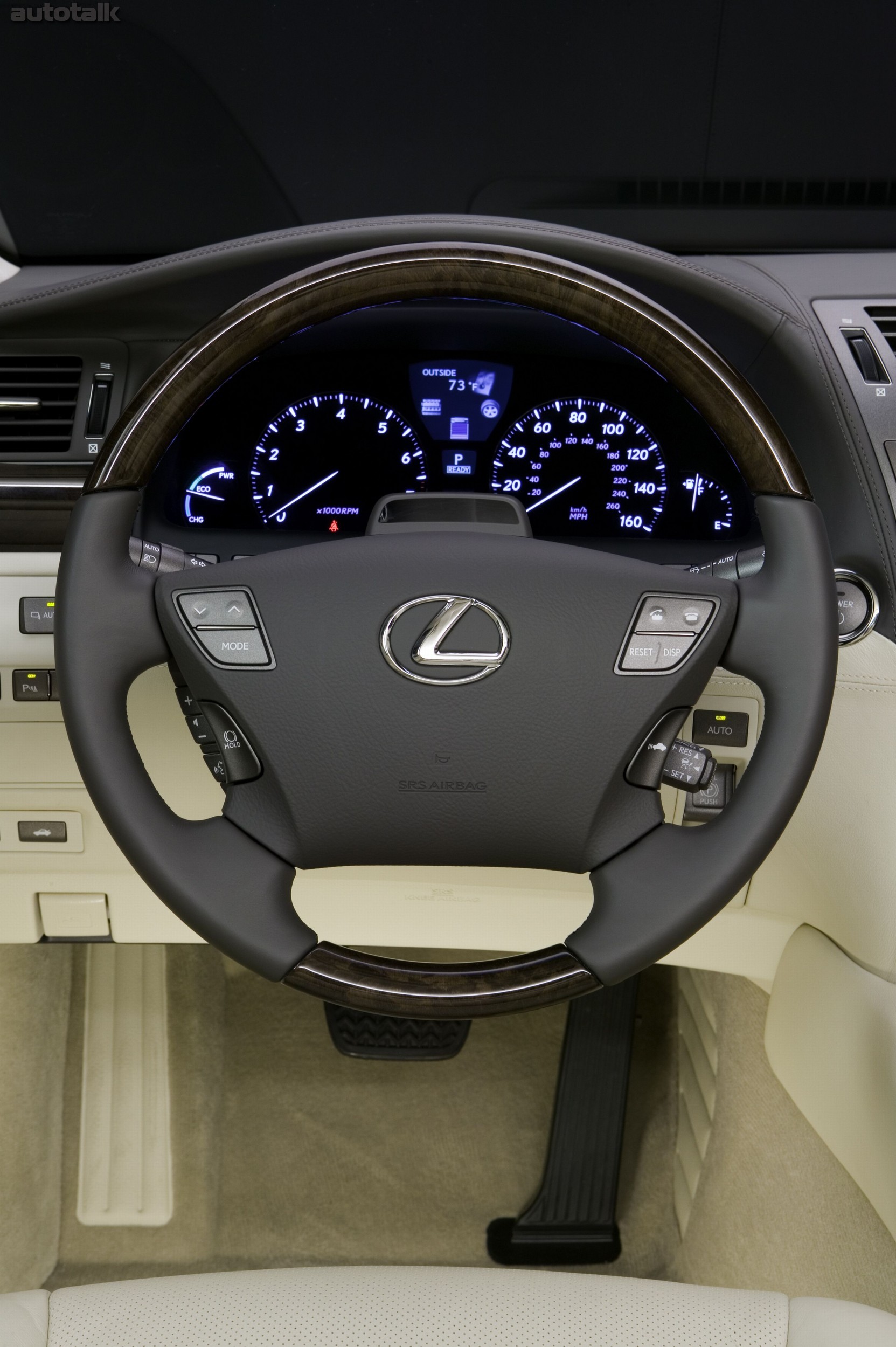 2009 Lexus LS 600h L Steering Wheel