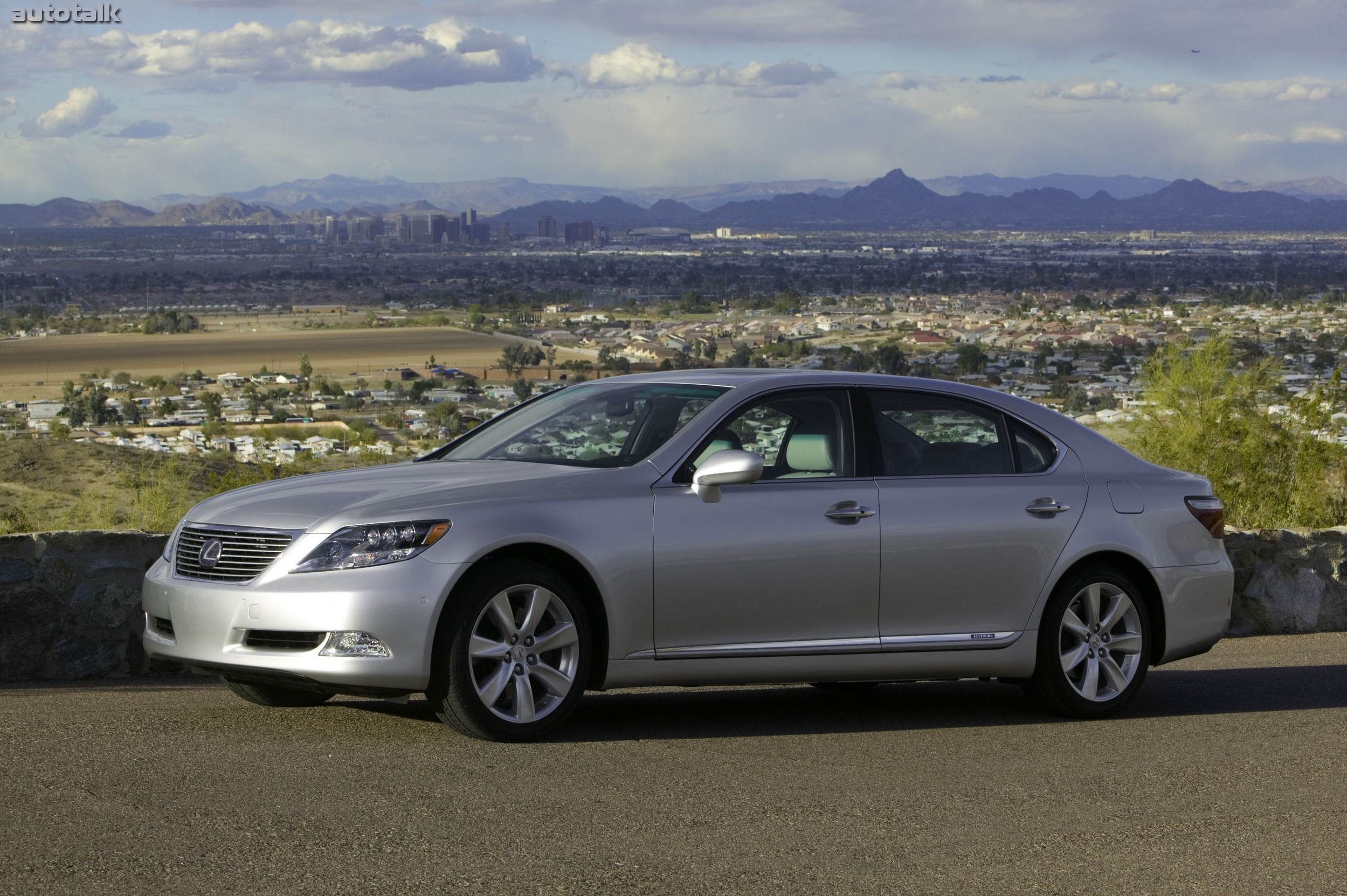 2009 Lexus LS 600h L