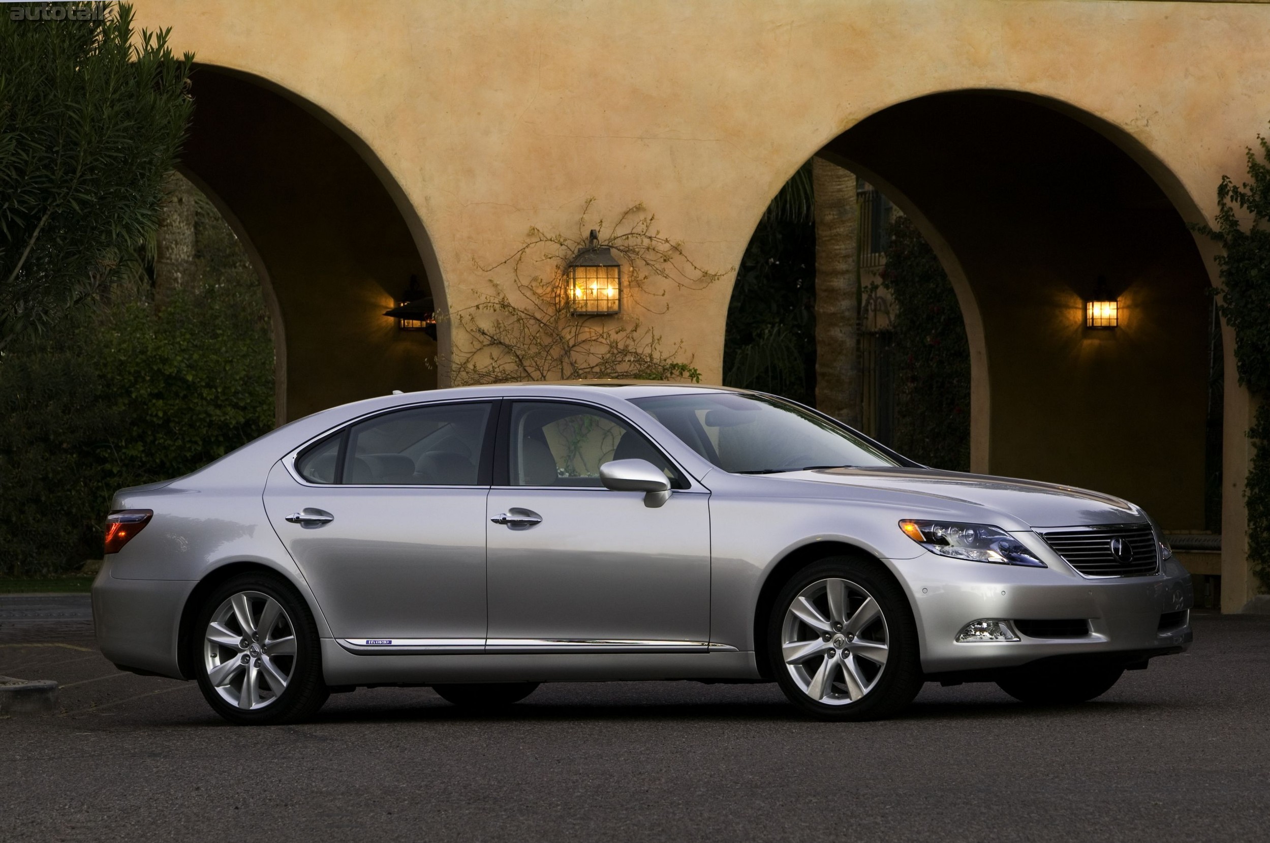 2009 Lexus LS 600h L