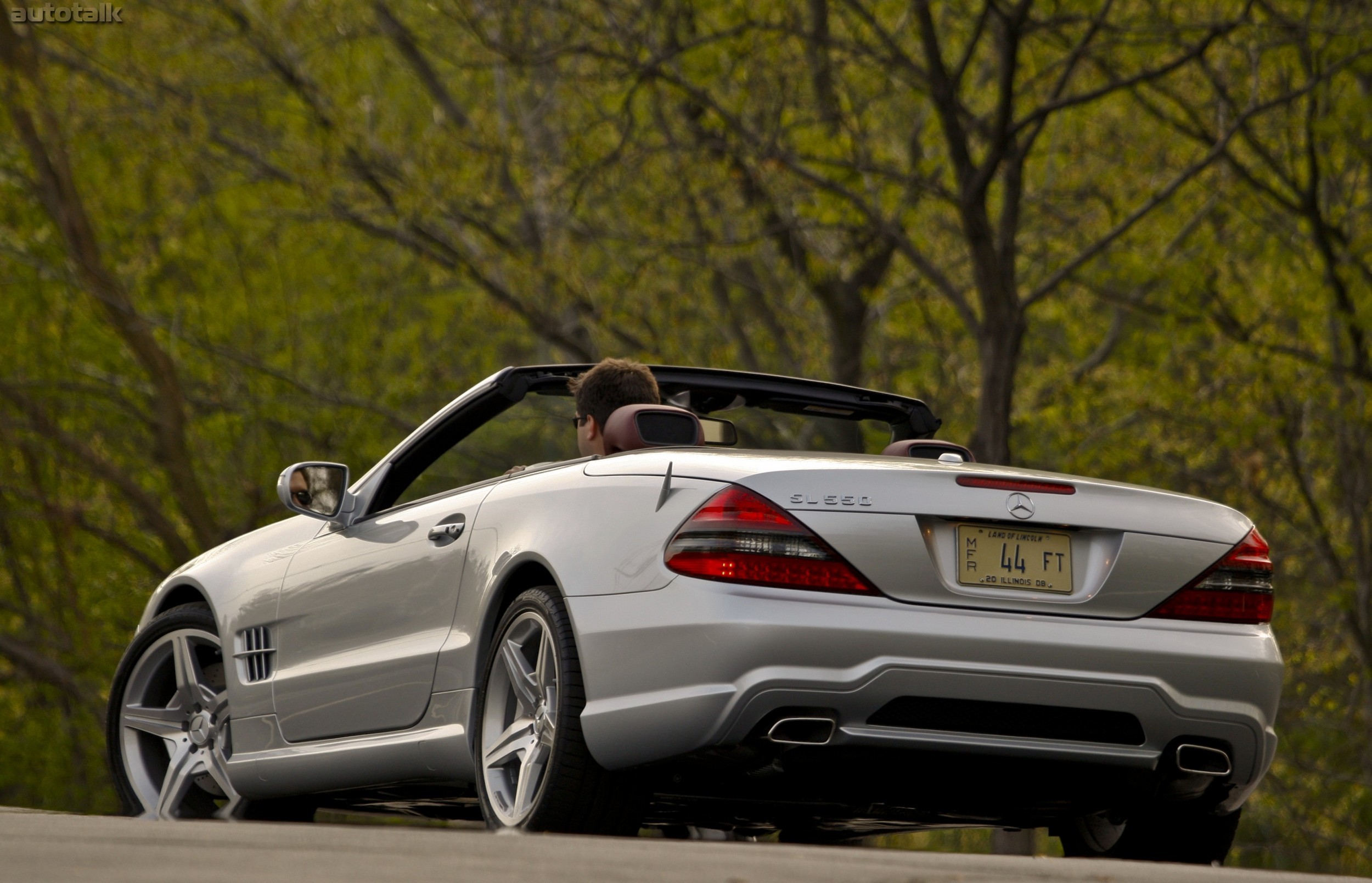 Mercedes Benz SL 2010