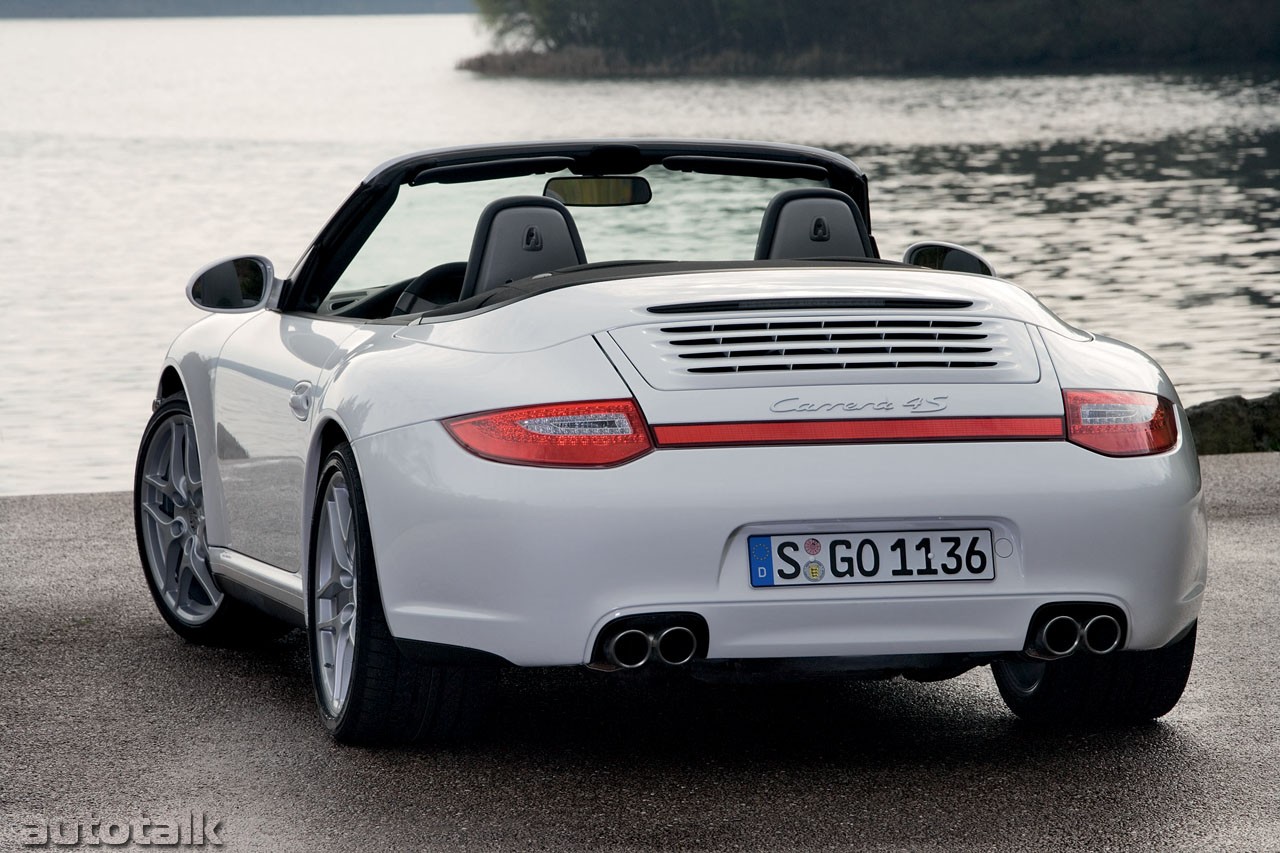 2009 Porsche 911 Carrera 4 & 4S