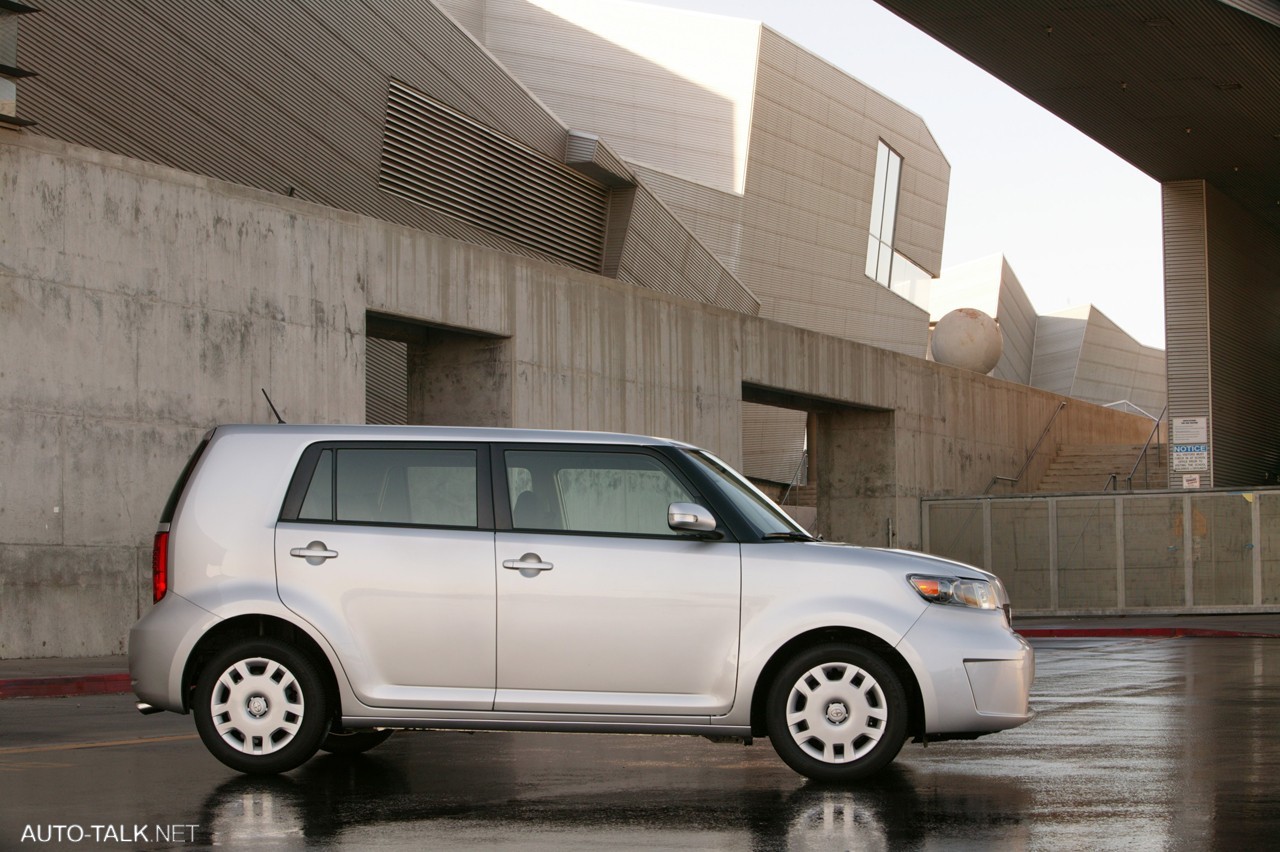 2009 Scion xB