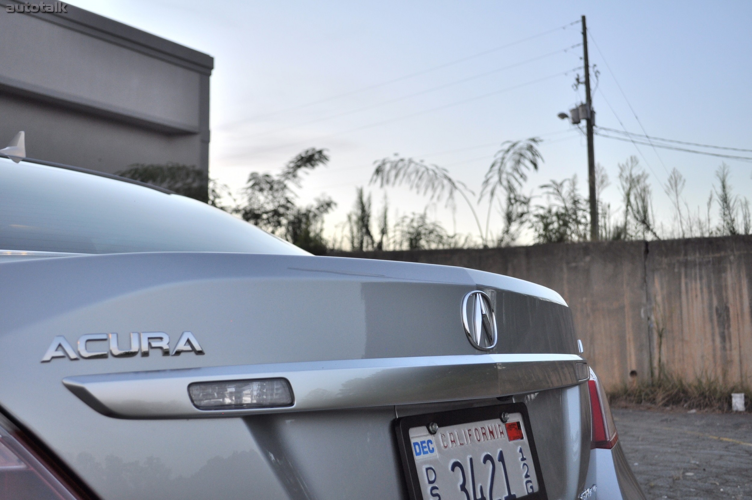 2010 Acura RL Review