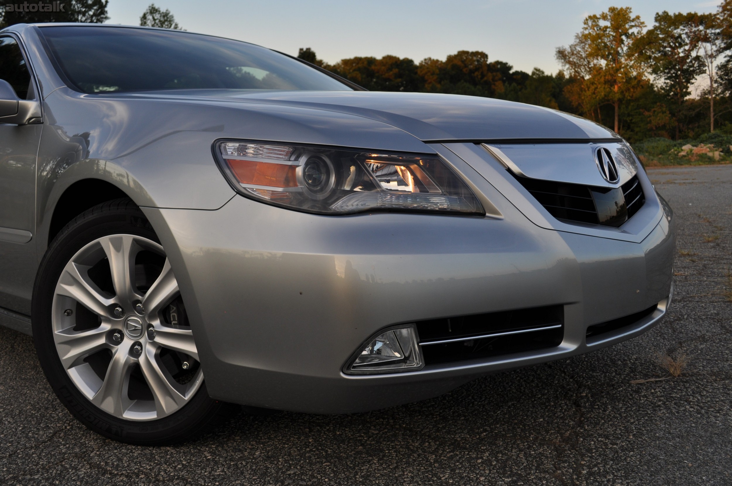 2010 Acura RL Review