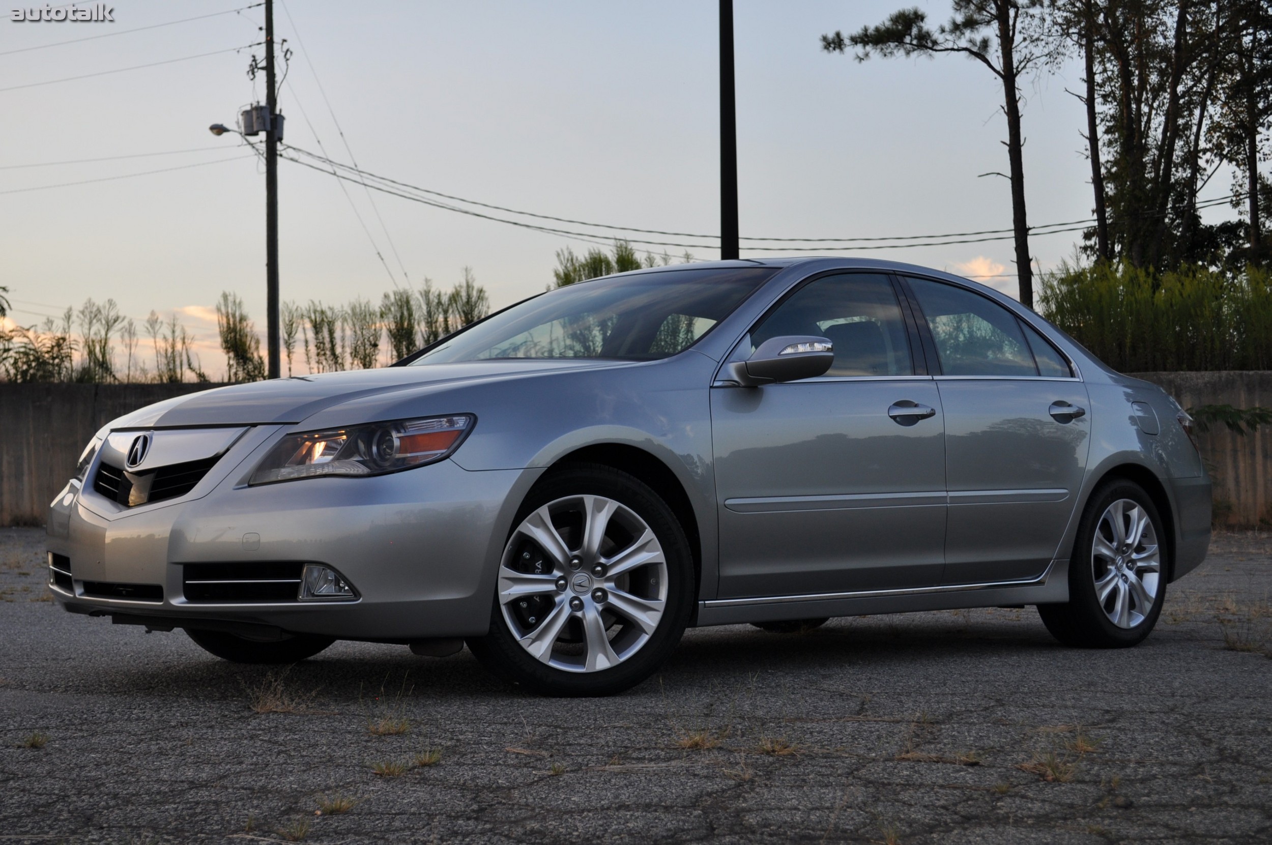 2010 Acura RL Review