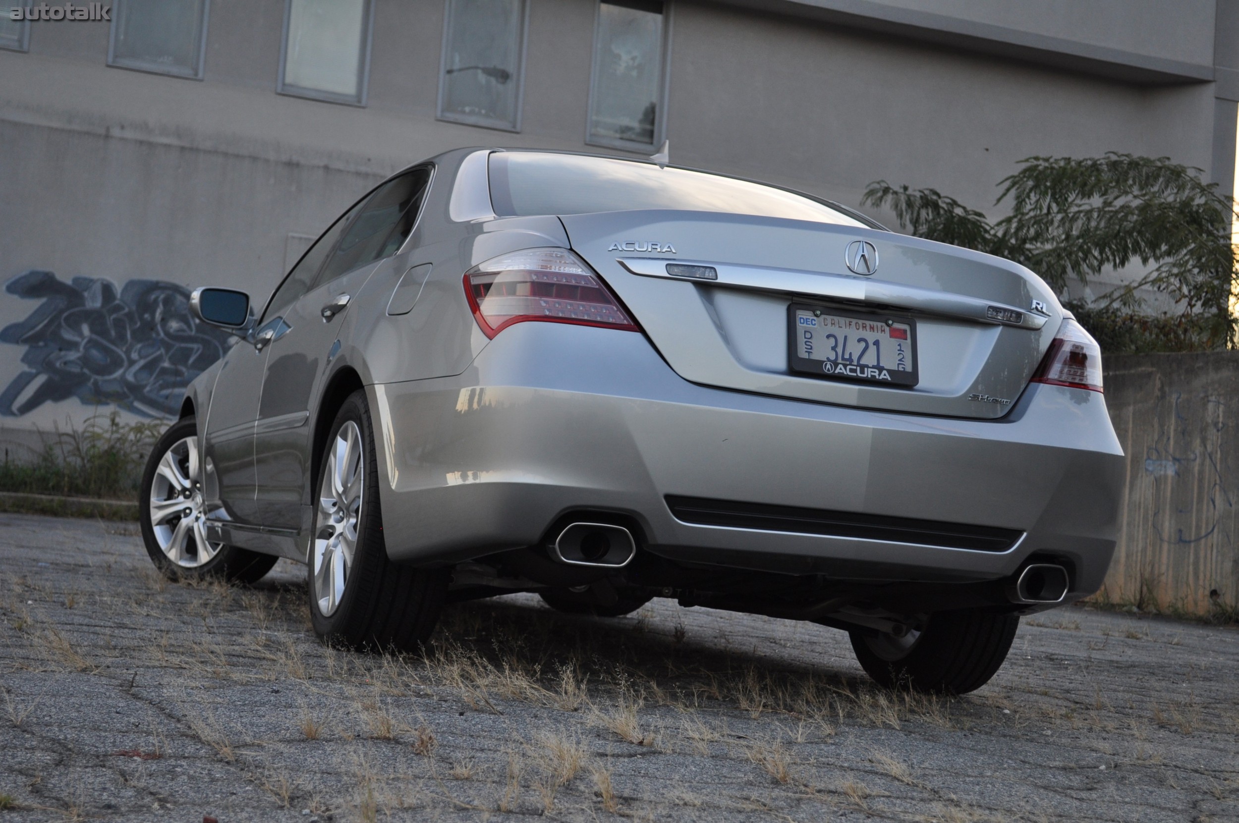 2010 Acura RL Review