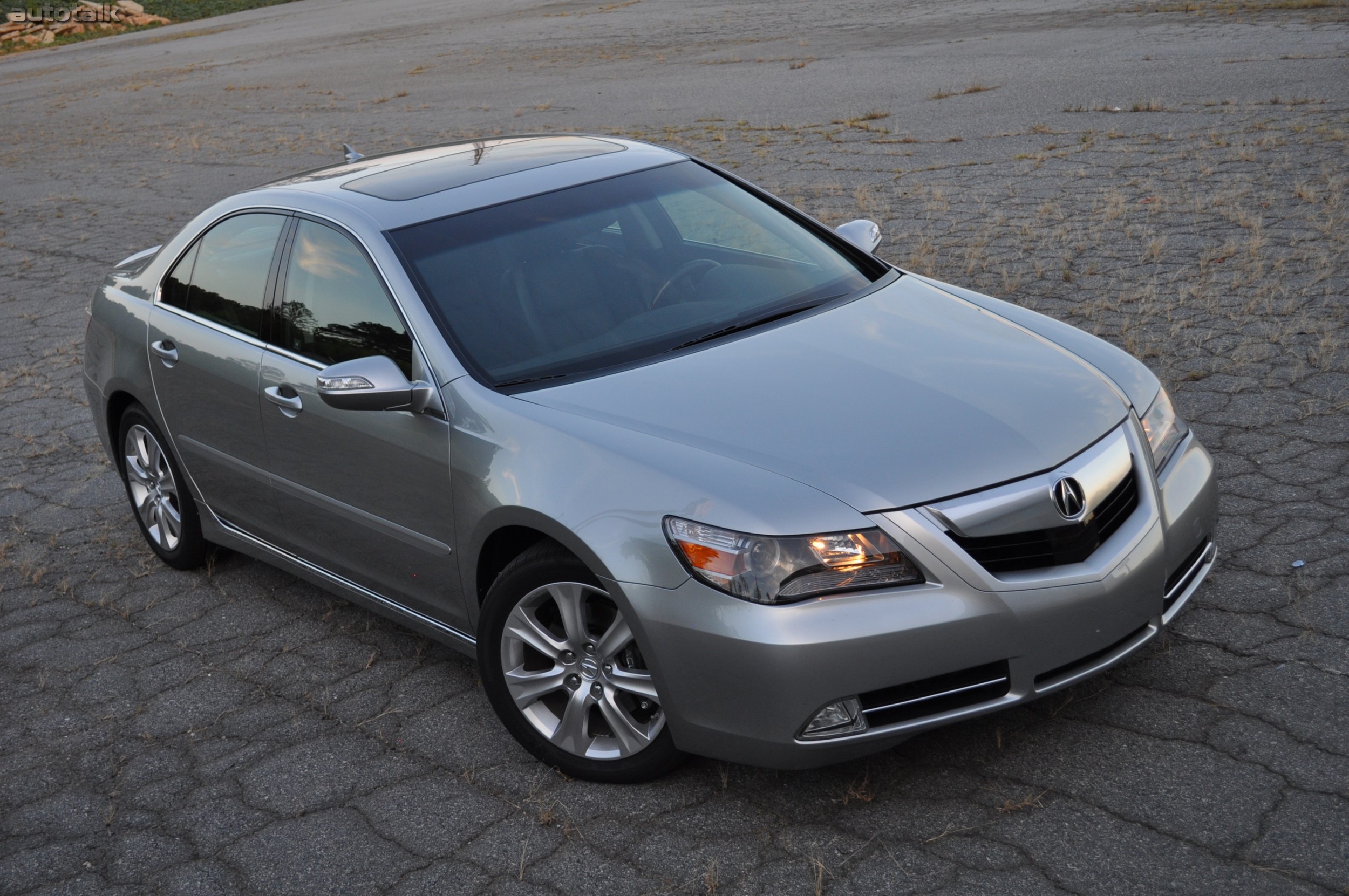 2010 Acura RL Review