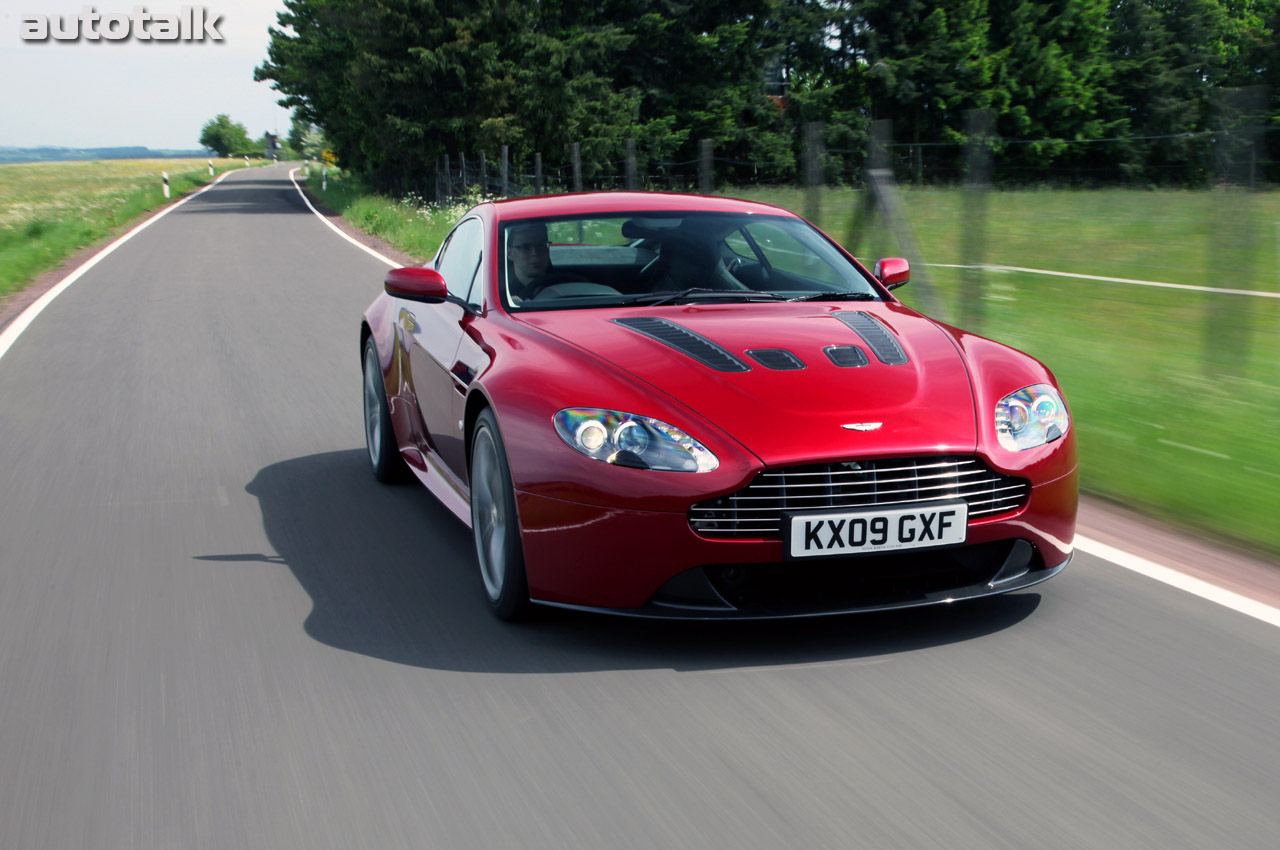 2010 Aston Martin V12 Vantage