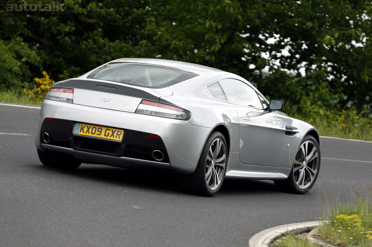 2010 Aston Martin V12 Vantage