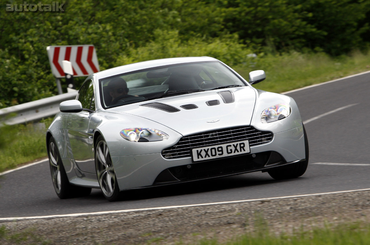 2010 Aston Martin V12 Vantage