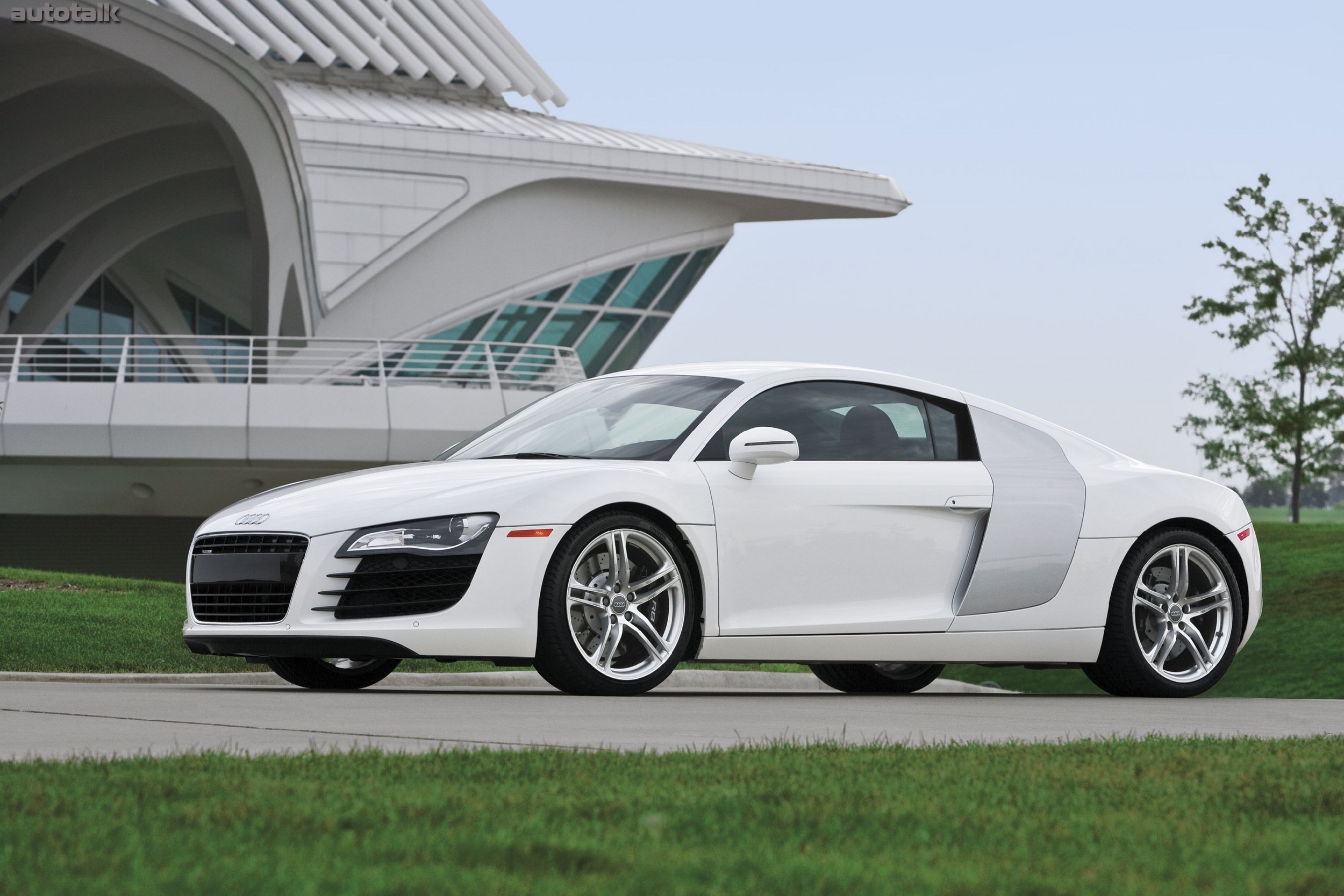 2010 Audi R8 V8