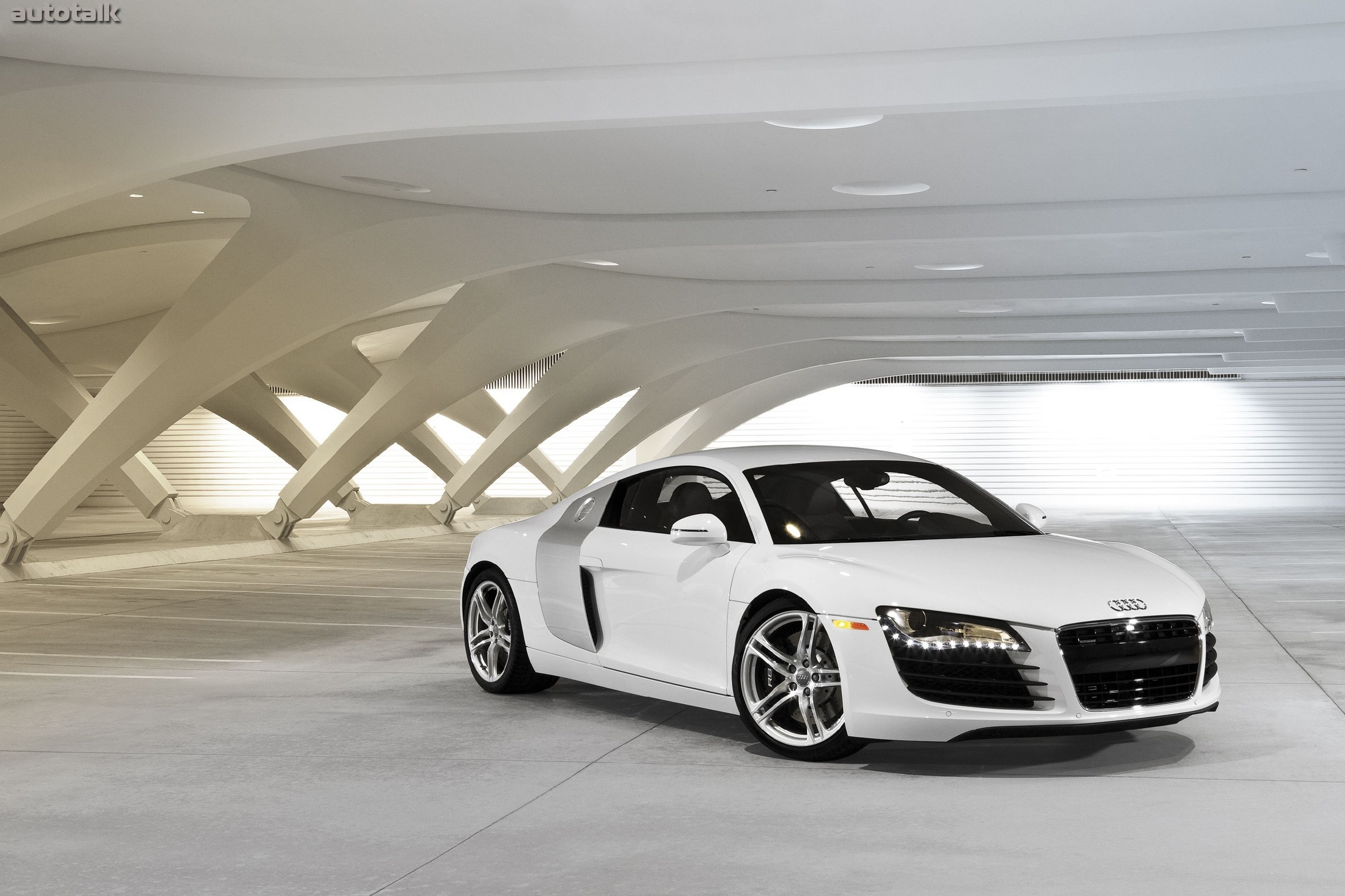 2010 Audi R8 V8