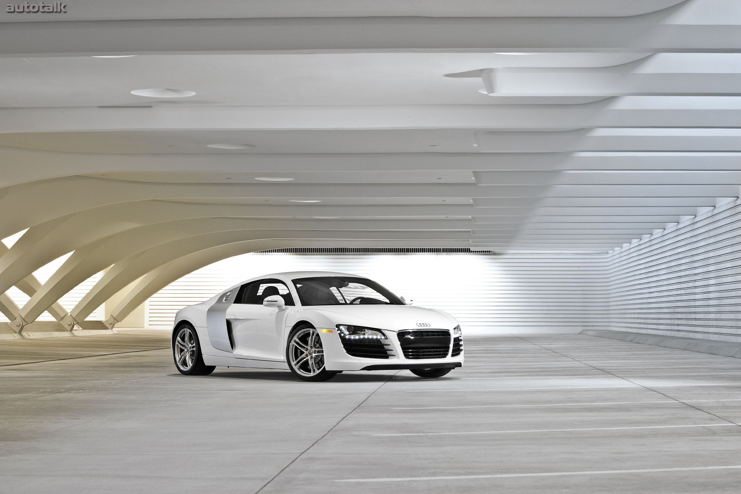 2010 Audi R8 V8