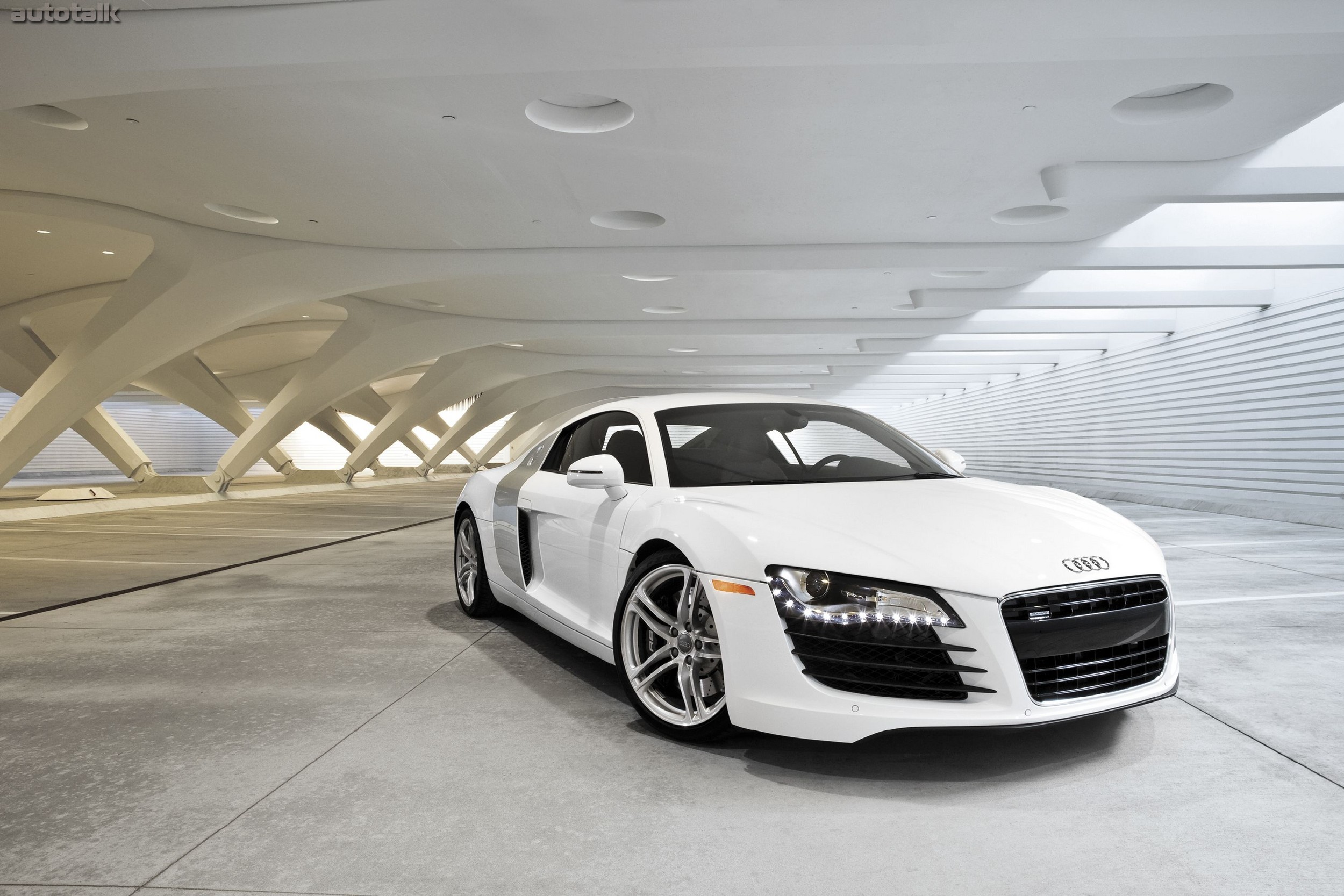 2010 Audi R8 V8