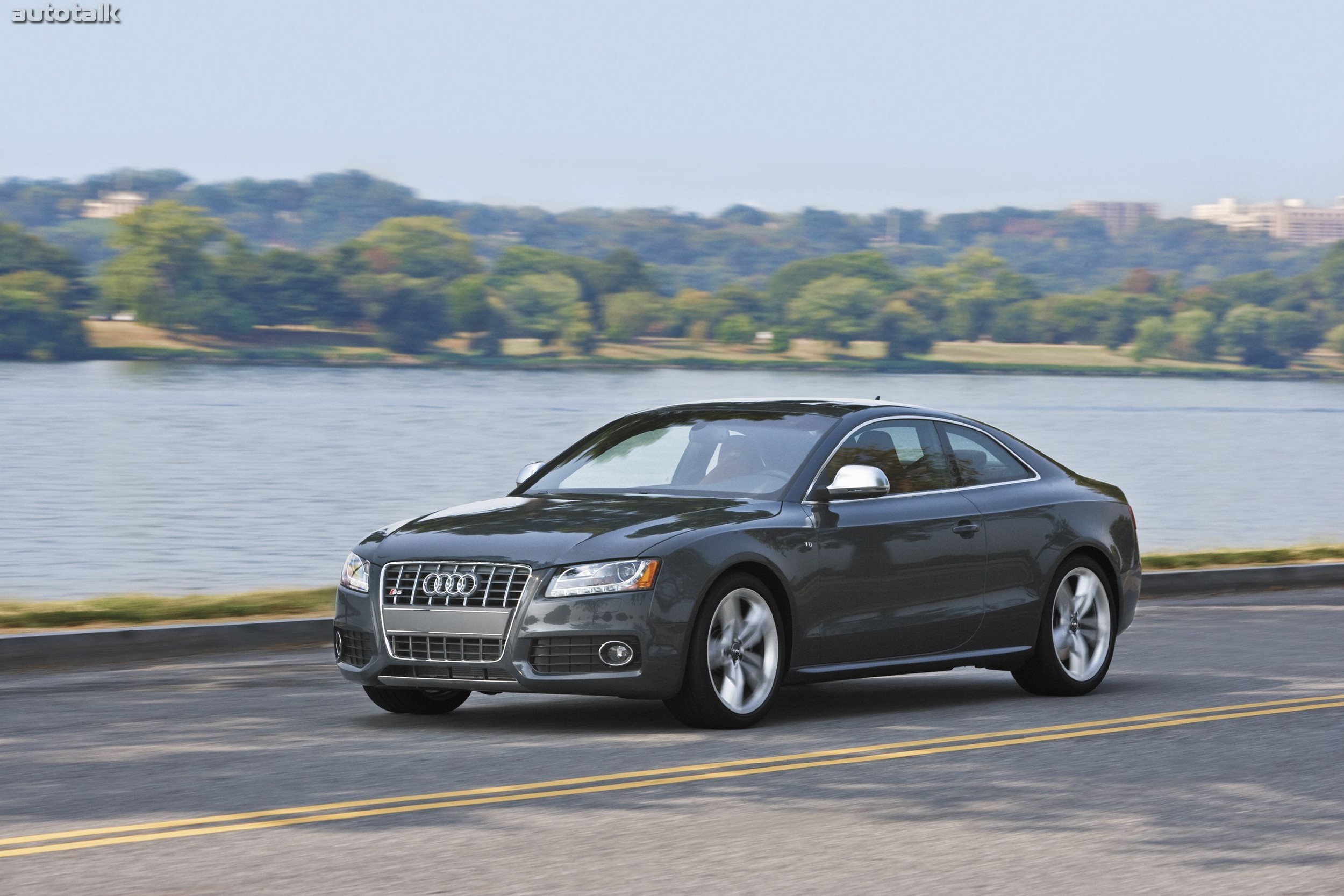 2010 Audi S5