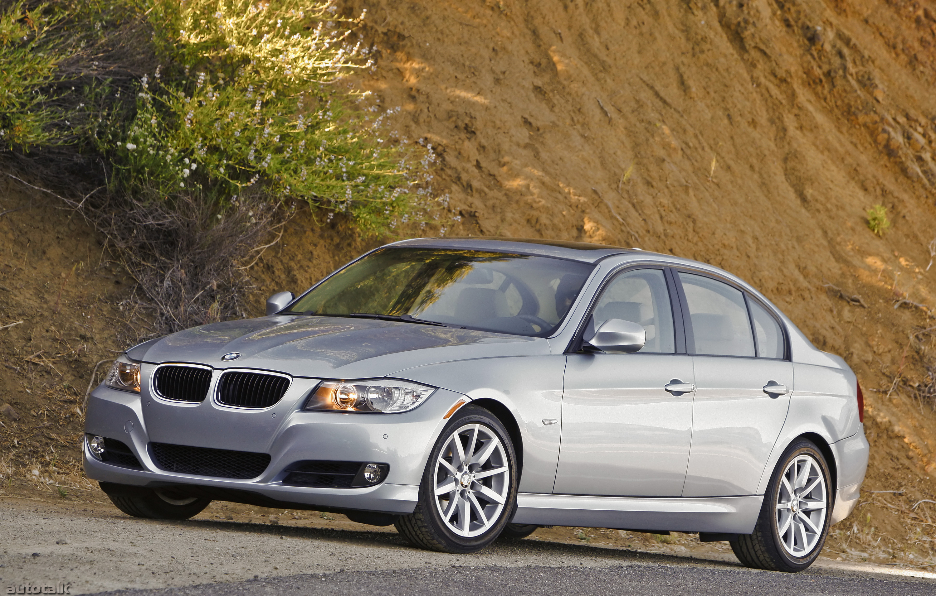 2010 BMW 3 Series Sedan