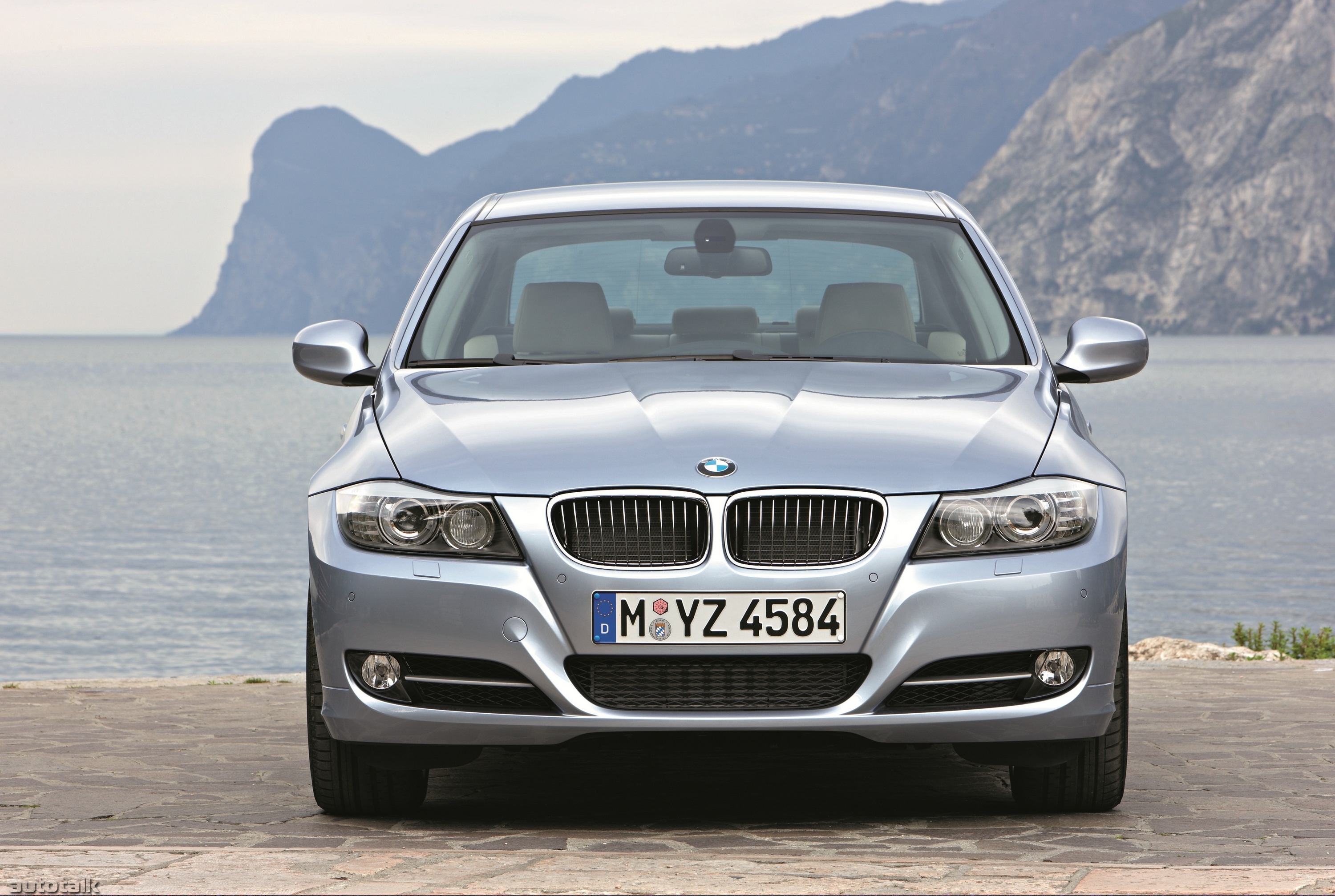 2010 BMW 3 Series Sedan