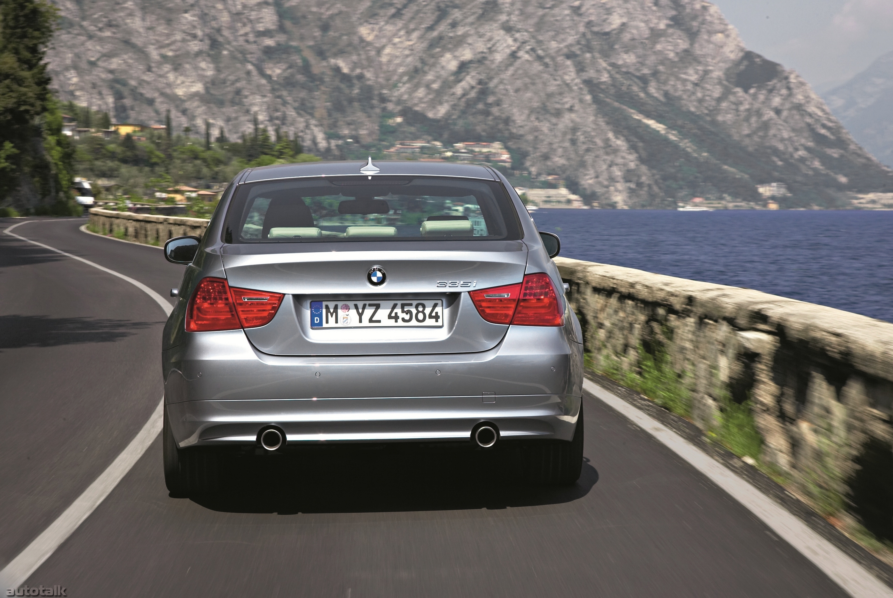 2010 BMW 3 Series Sedan