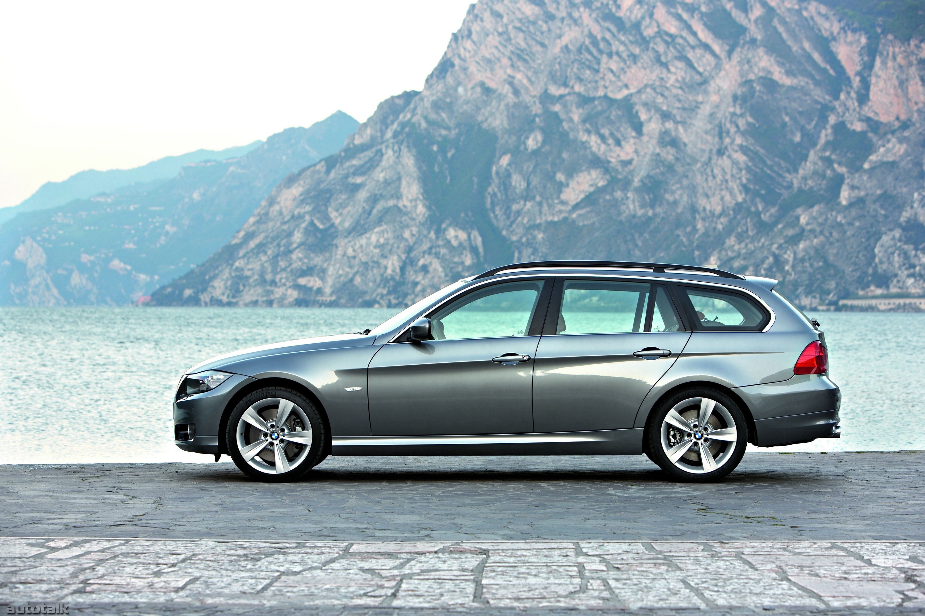 2010 BMW 3 Series Sport Wagon