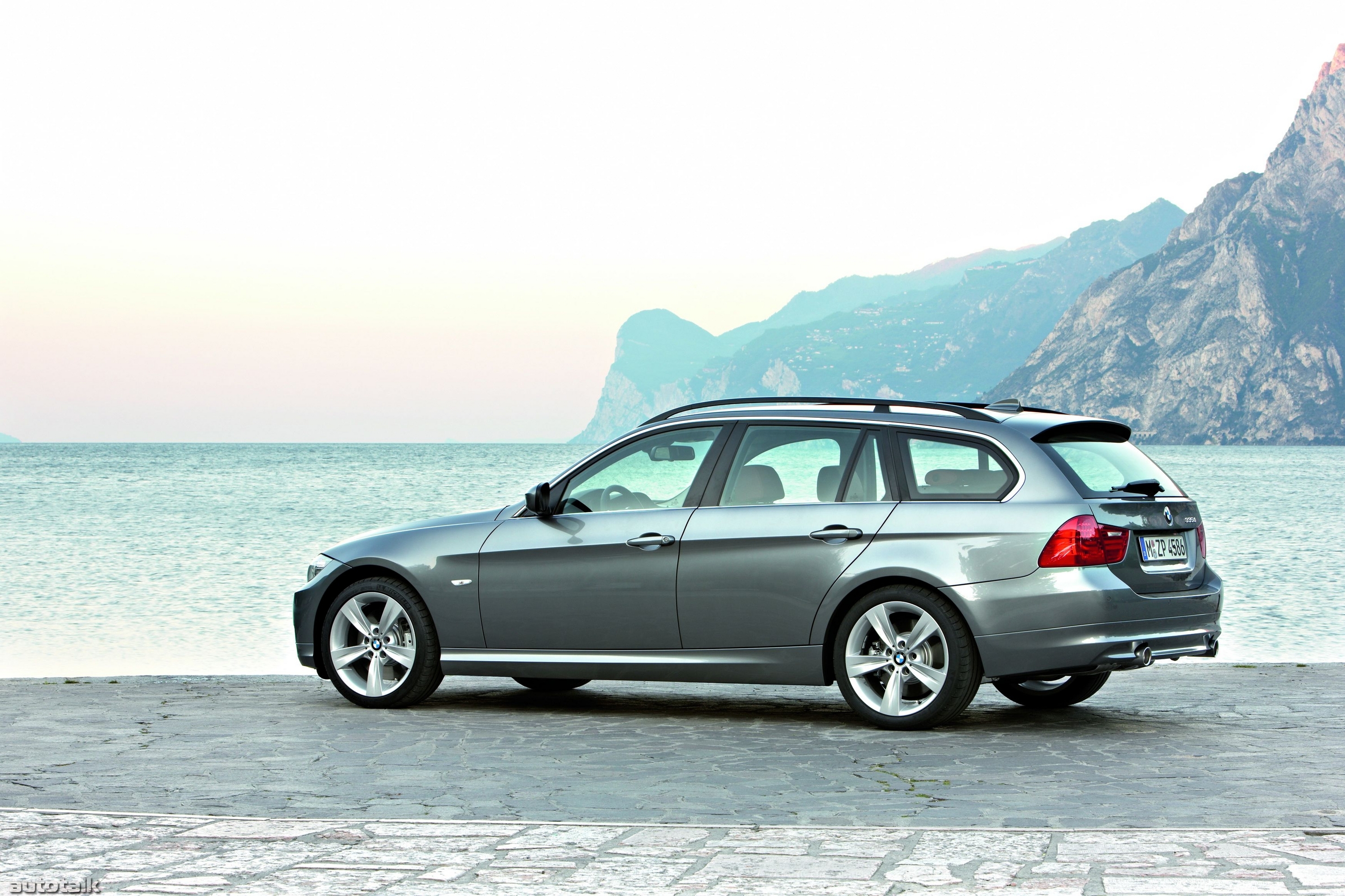 2010 BMW 3 Series Sport Wagon