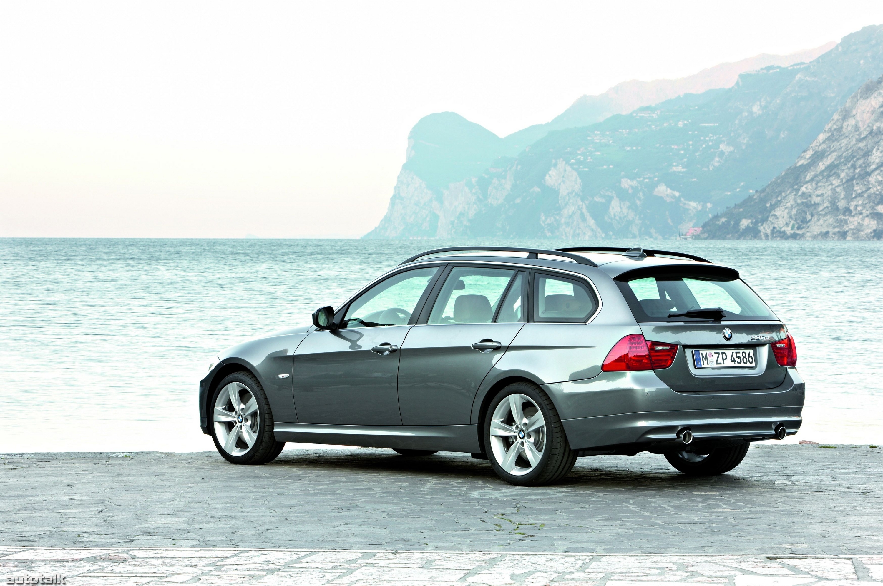 2010 BMW 3 Series Sport Wagon