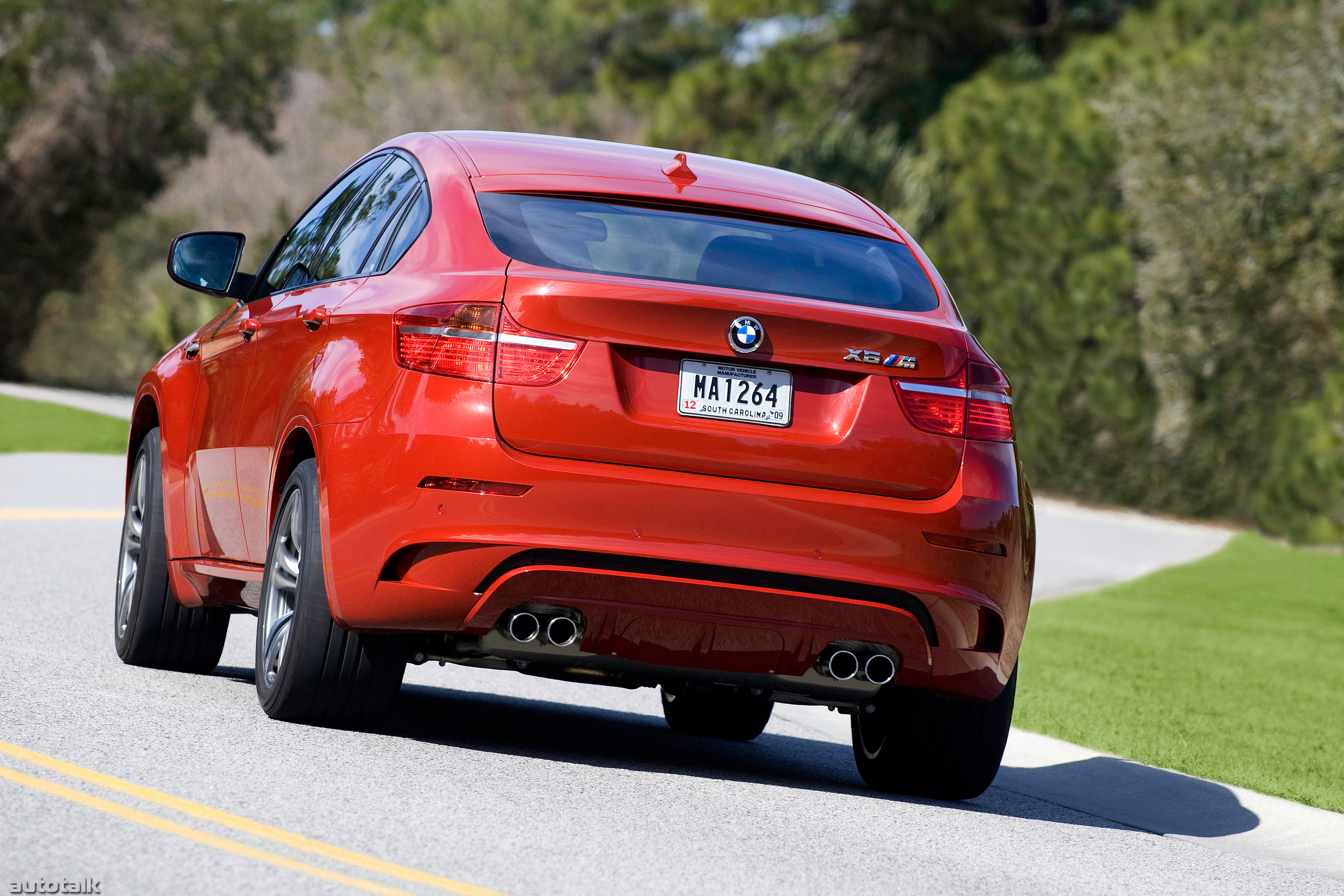 2010 BMW X6 M