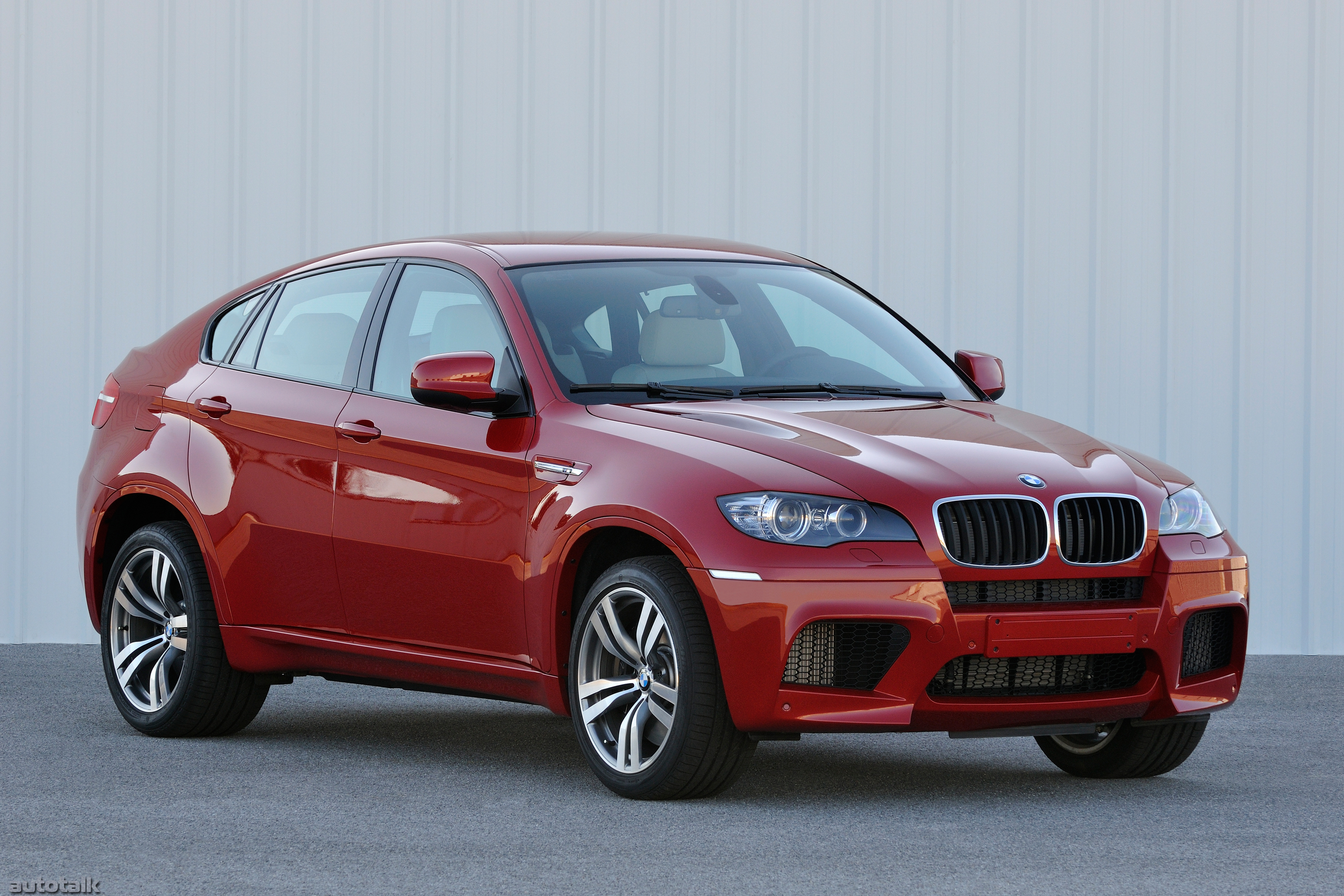 2010 BMW X6 M