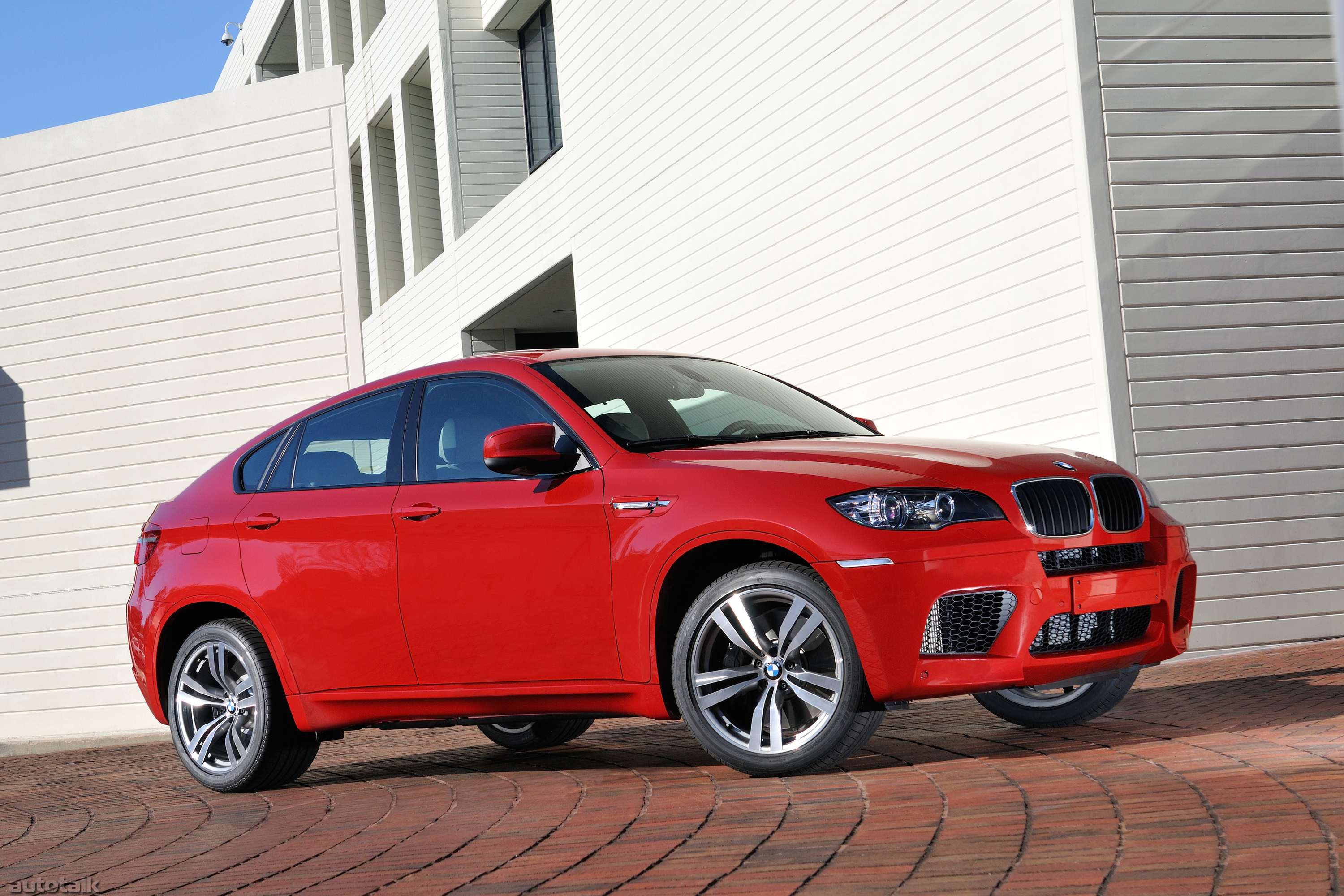 2010 BMW X6 M