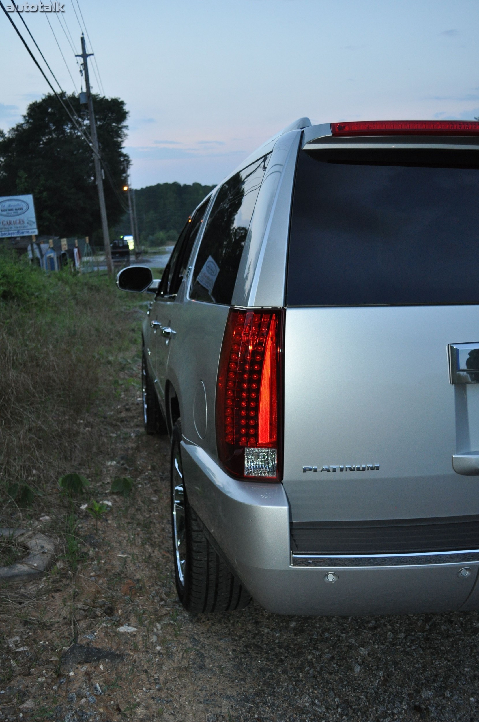 2010 Cadillac Escalade Hybrid Review