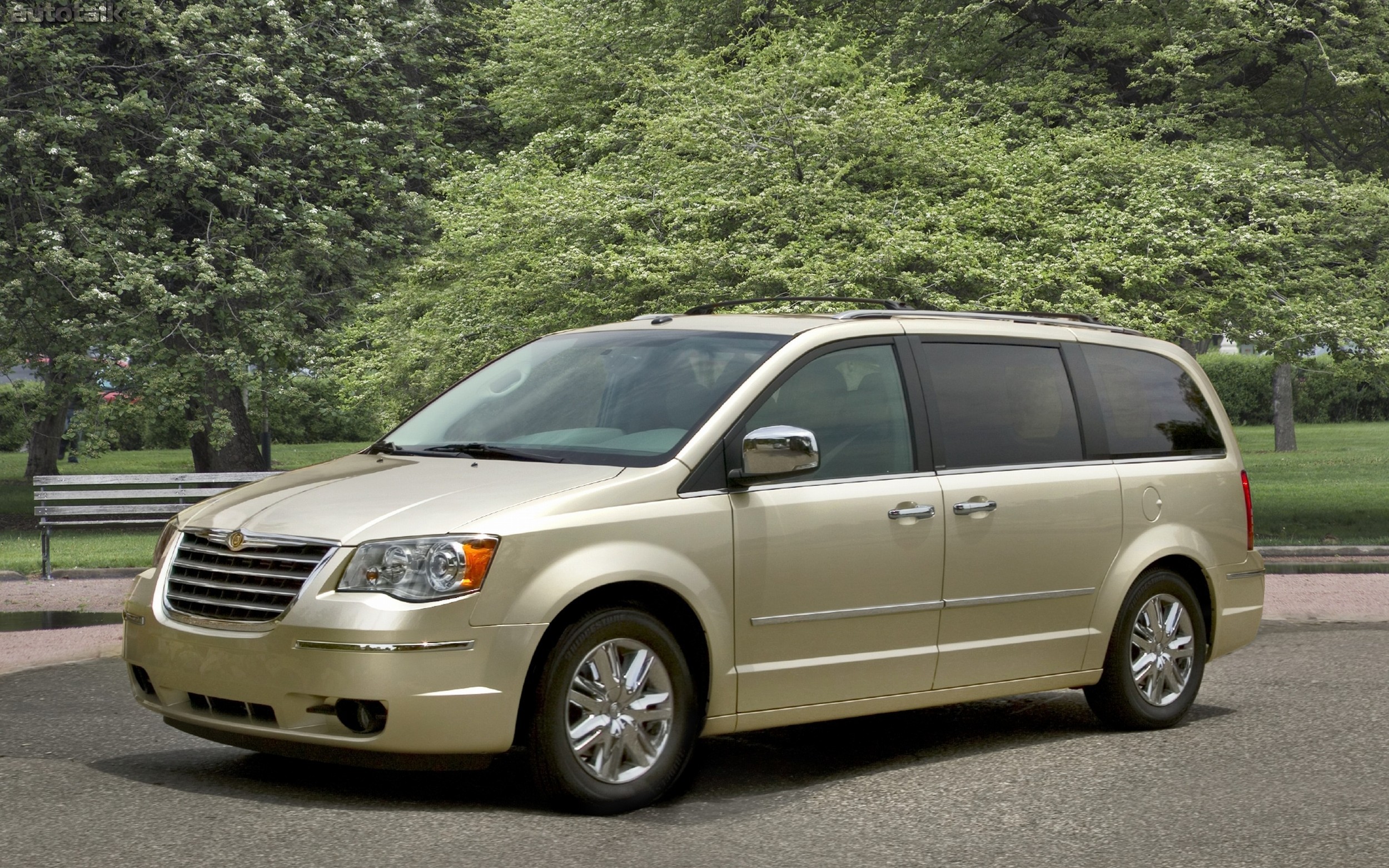 2010 Chrysler Town & Country