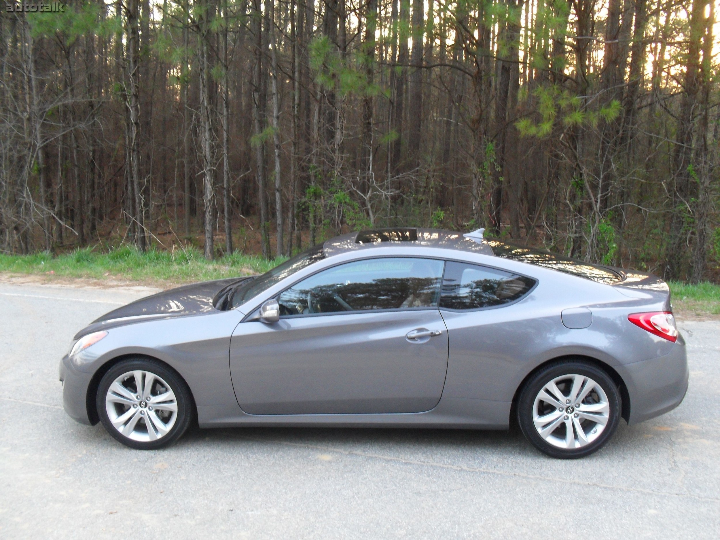 2010 Hyundai Genesis Coupe Review