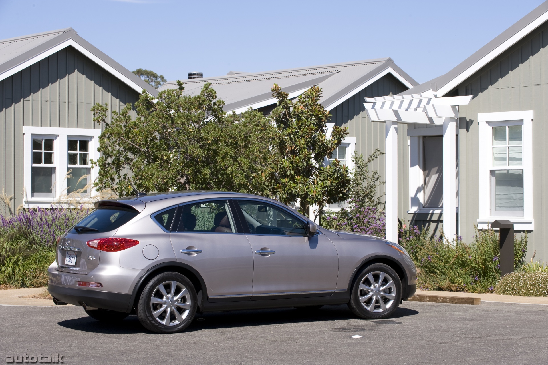 2010 Infiniti EX