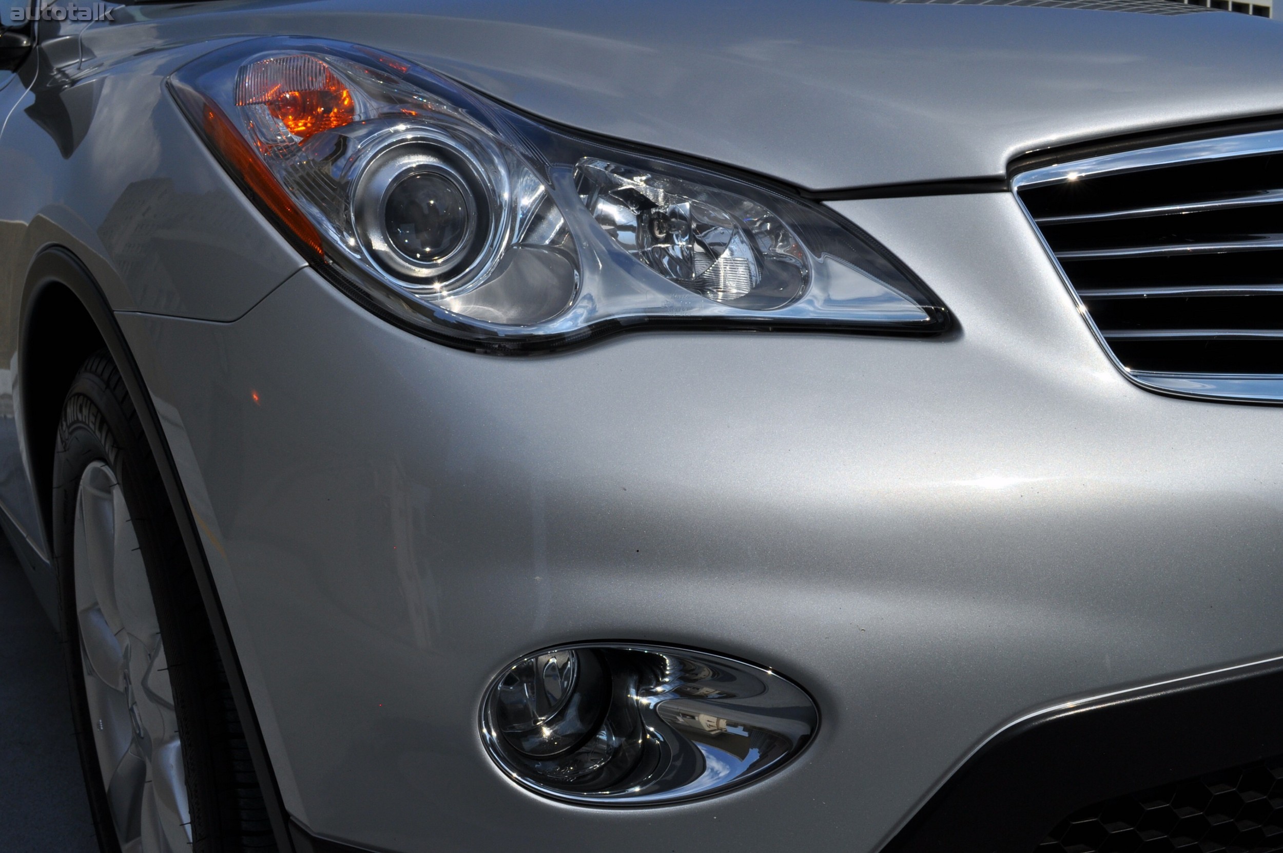 2010 Infiniti EX35 Review