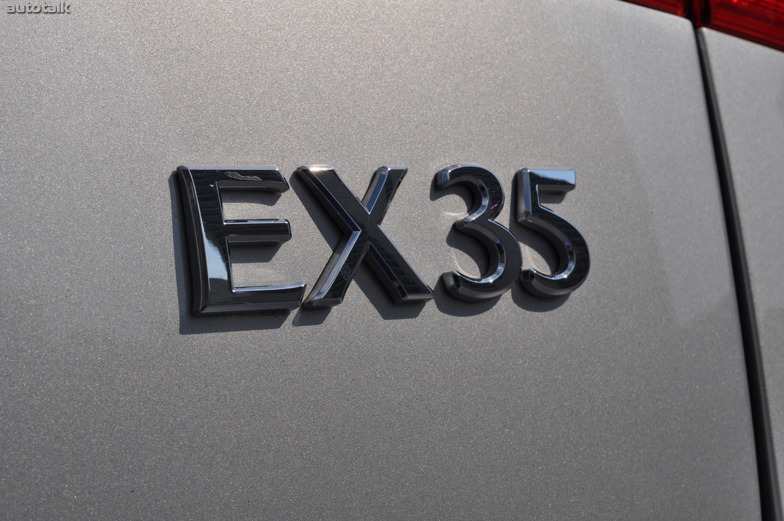 2010 Infiniti EX35 Review