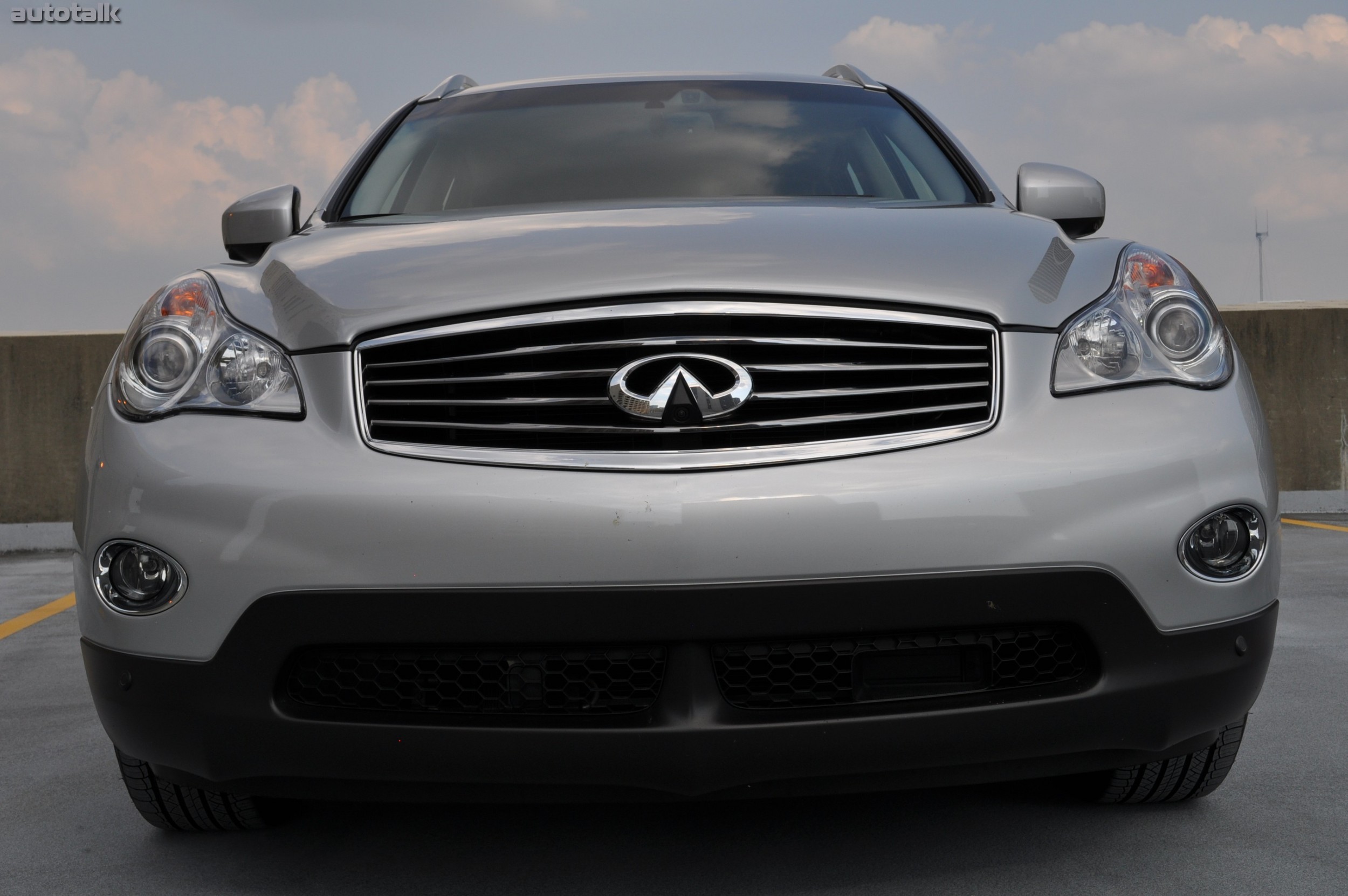 2010 Infiniti EX35 Review