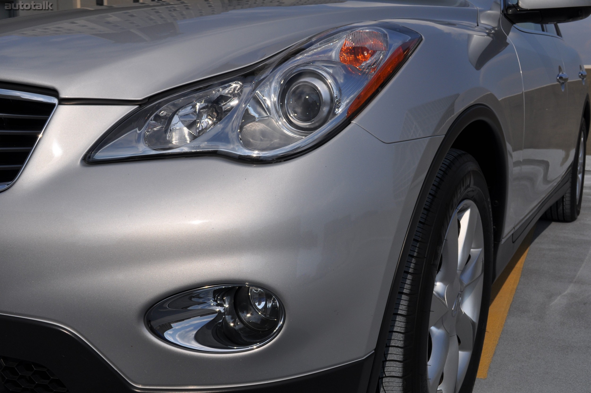 2010 Infiniti EX35 Review