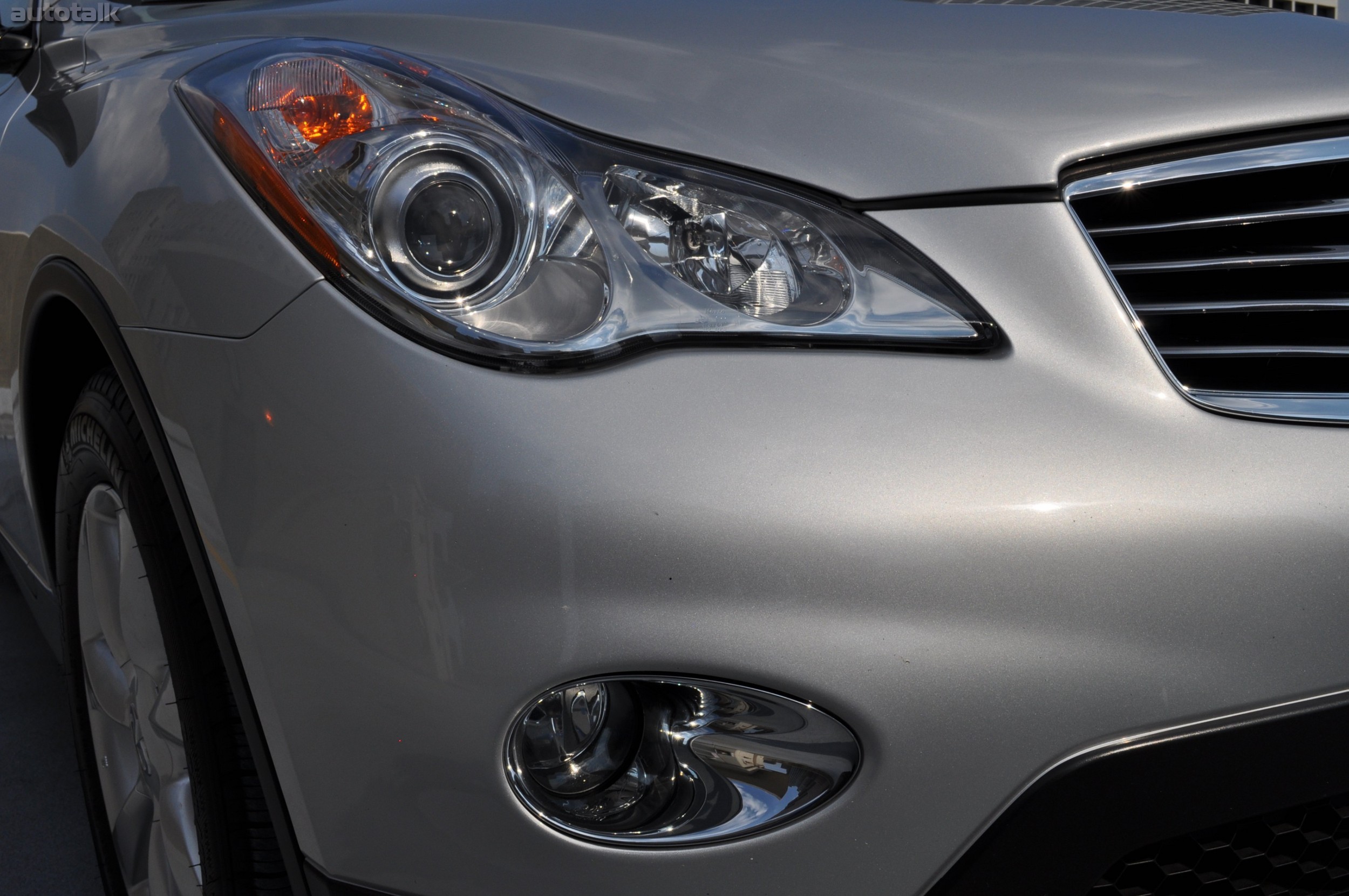 2010 Infiniti EX35 Review