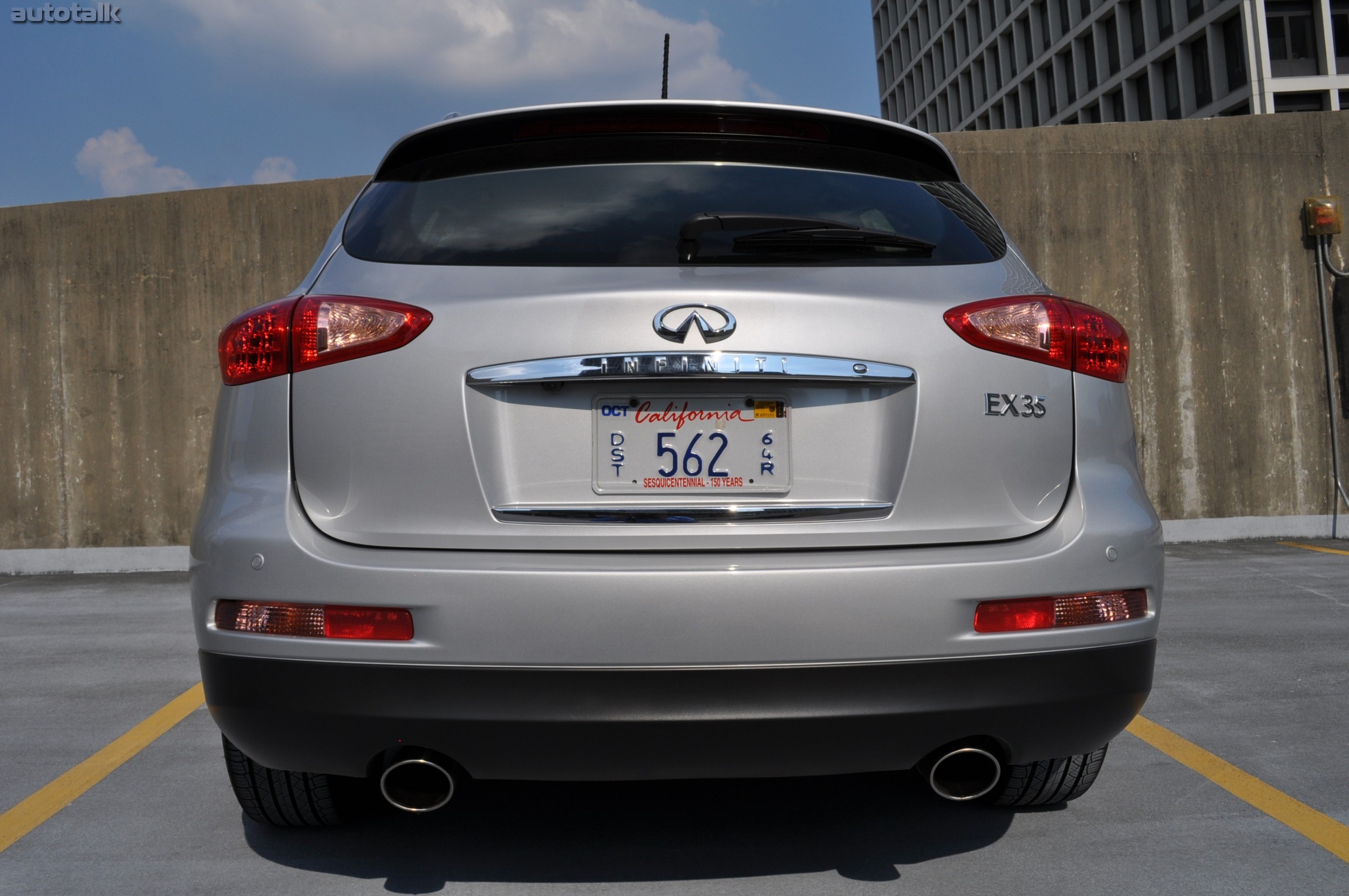 2010 Infiniti EX35 Review