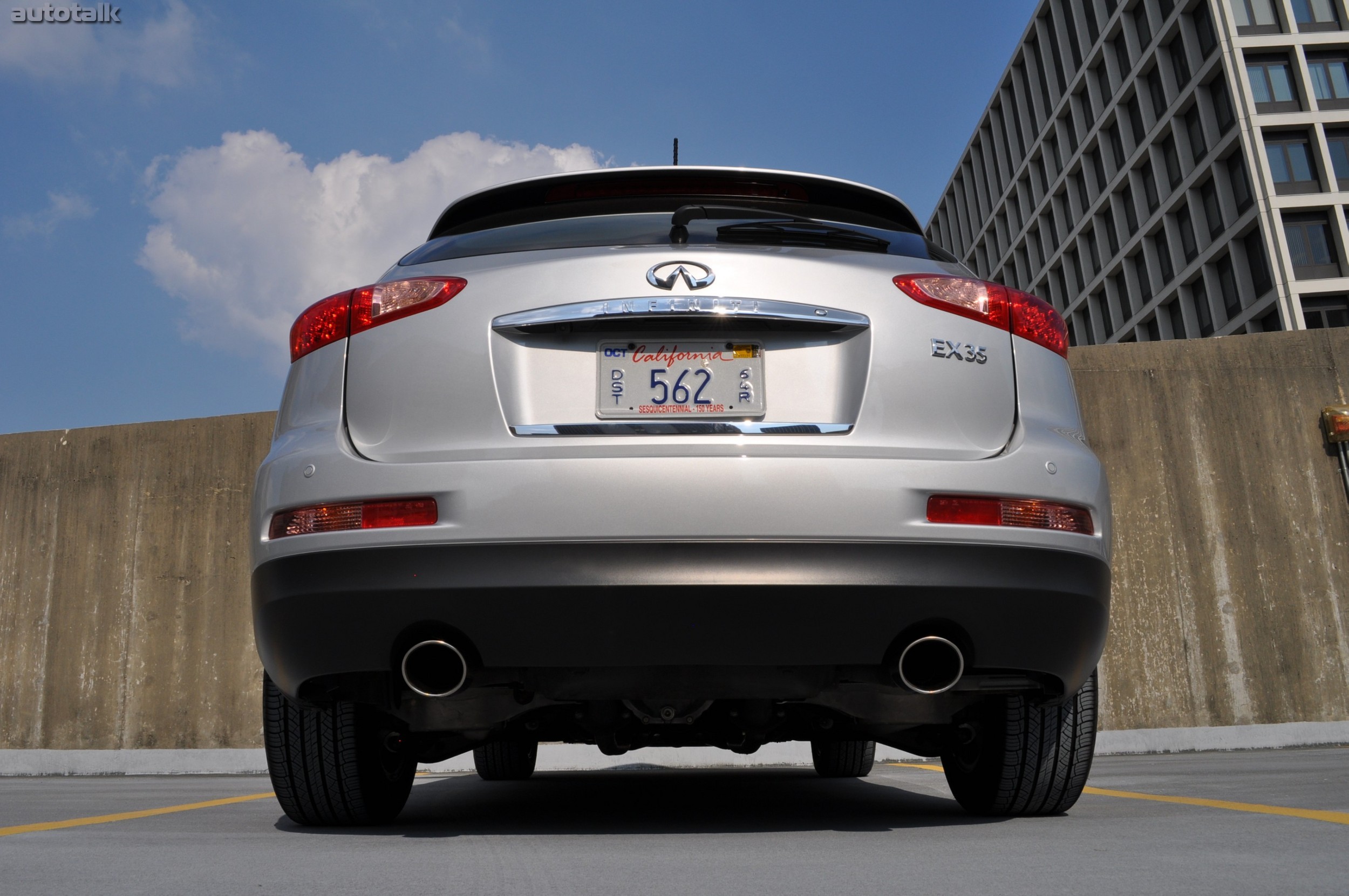 2010 Infiniti EX35 Review