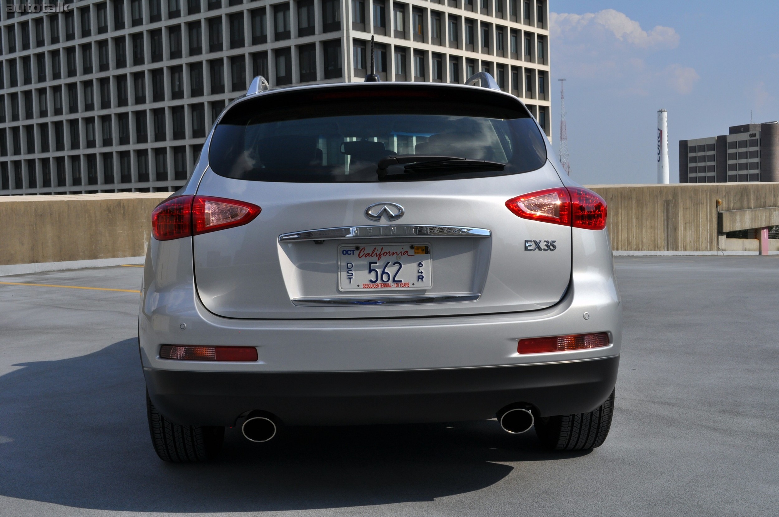 2010 Infiniti EX35 Review