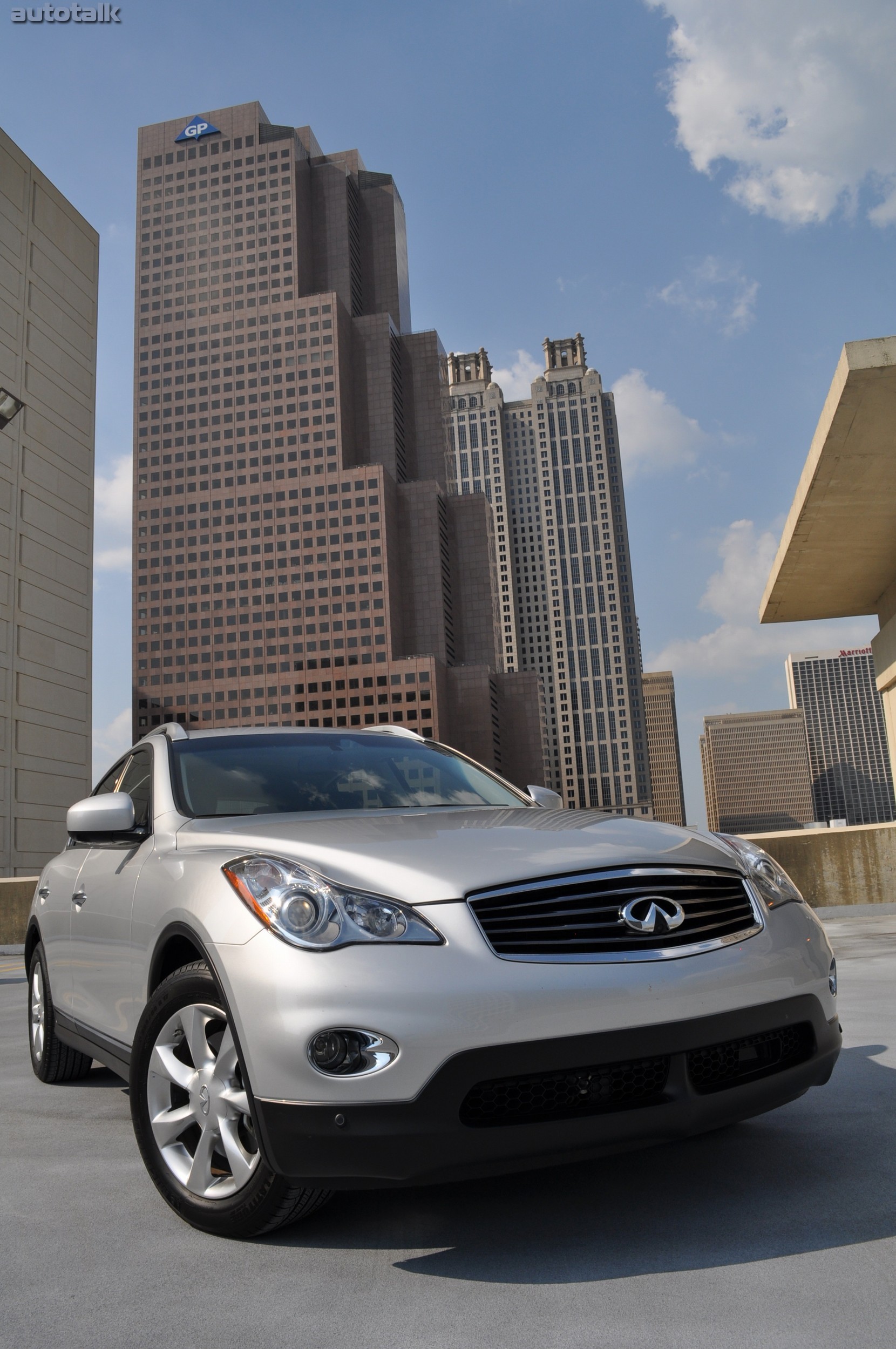 2010 Infiniti EX35 Review